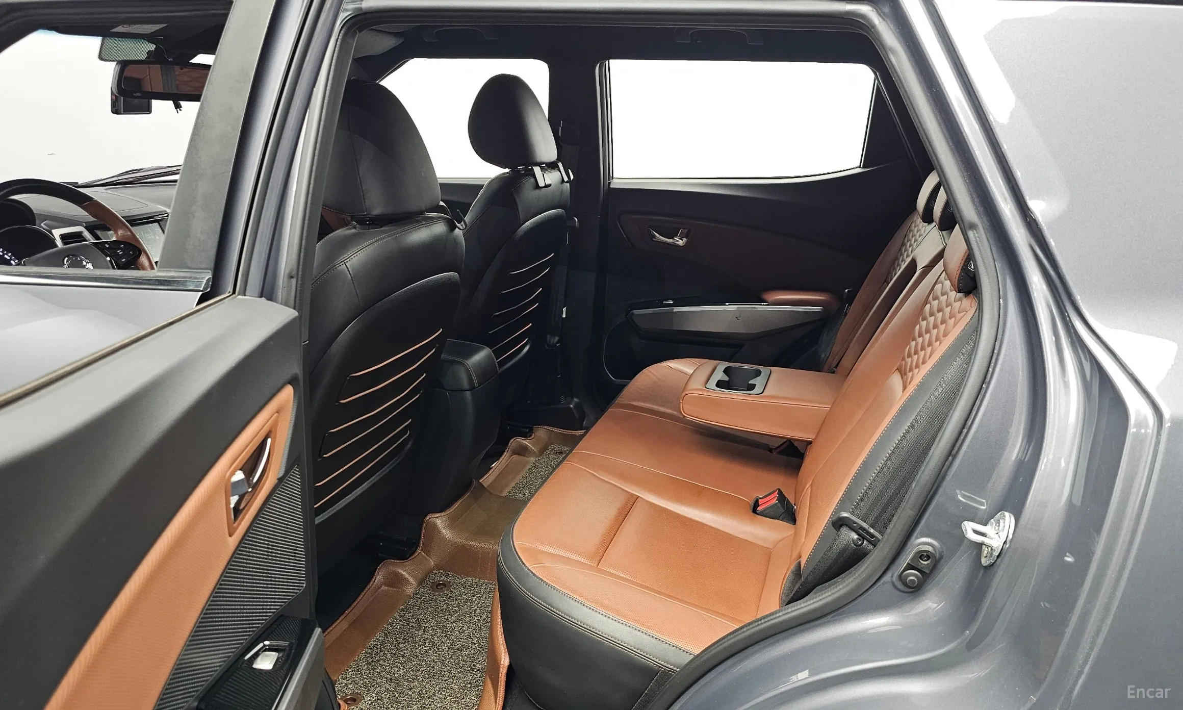 KG Mobility (SsangYong) Tivoli Armor превью 11