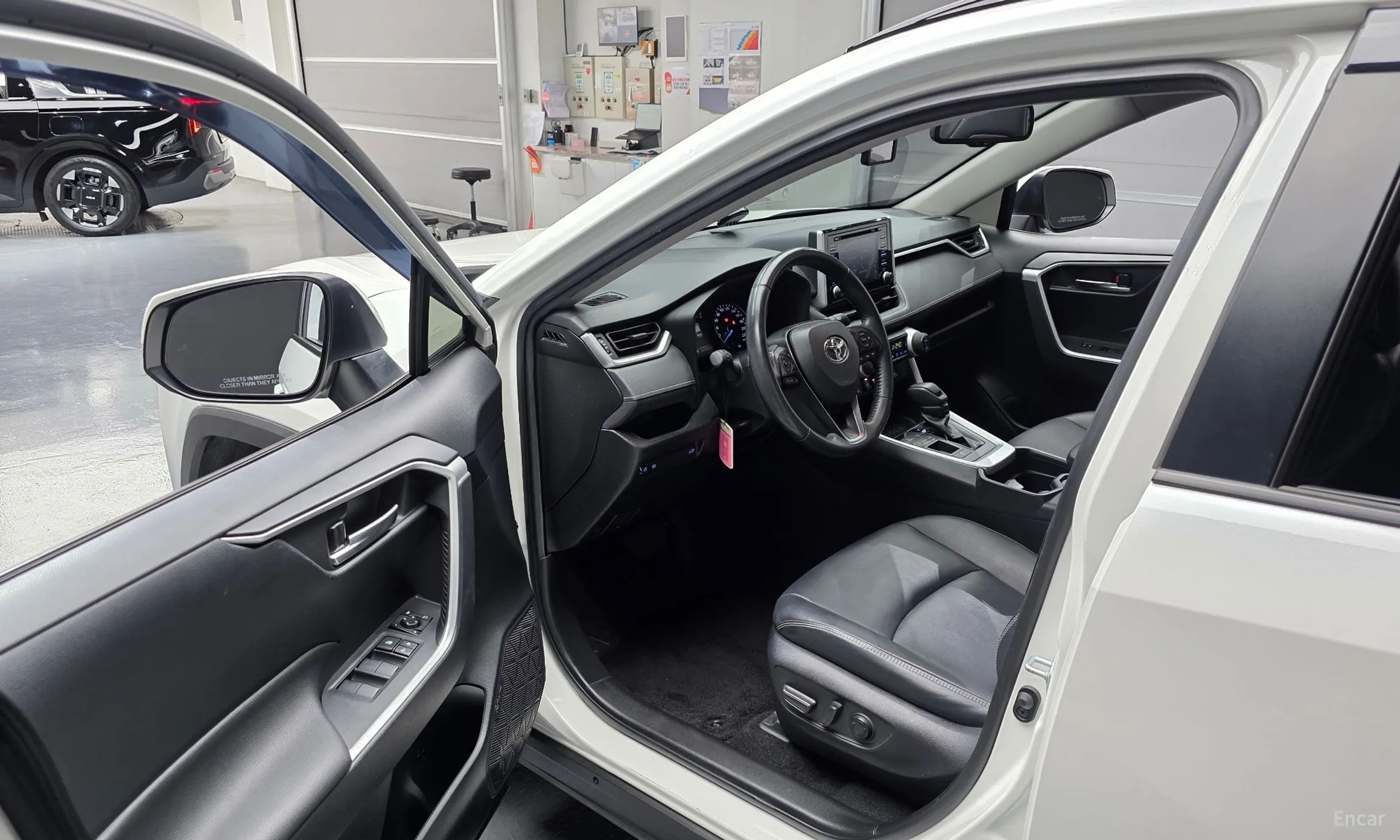 Toyota RAV4 5th Generation превью 10
