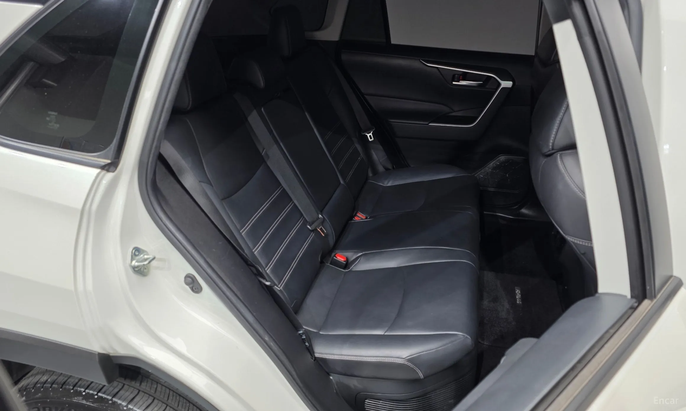 Toyota RAV4 5th Generation превью 12