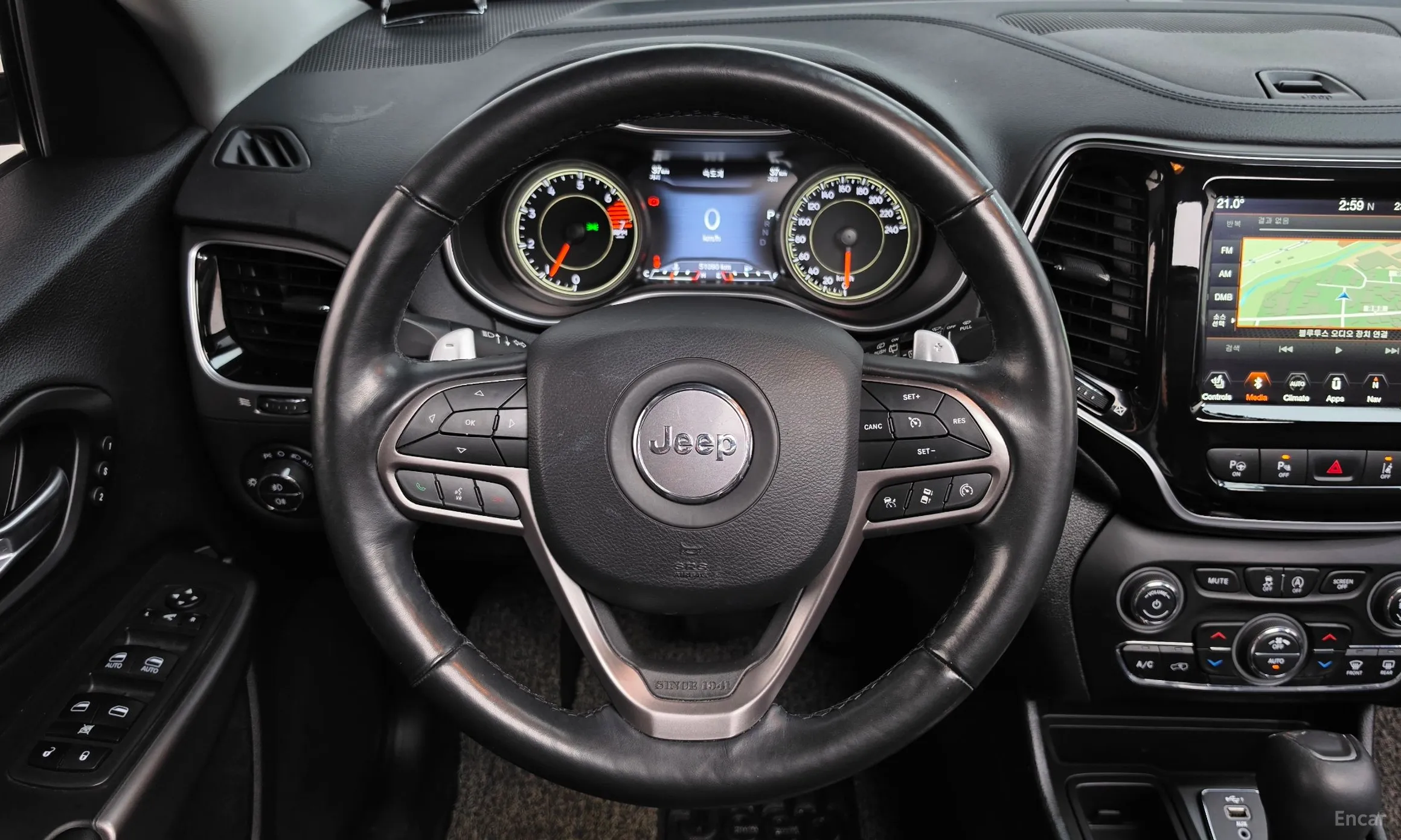 Jeep Cherokee (KL) превью 13