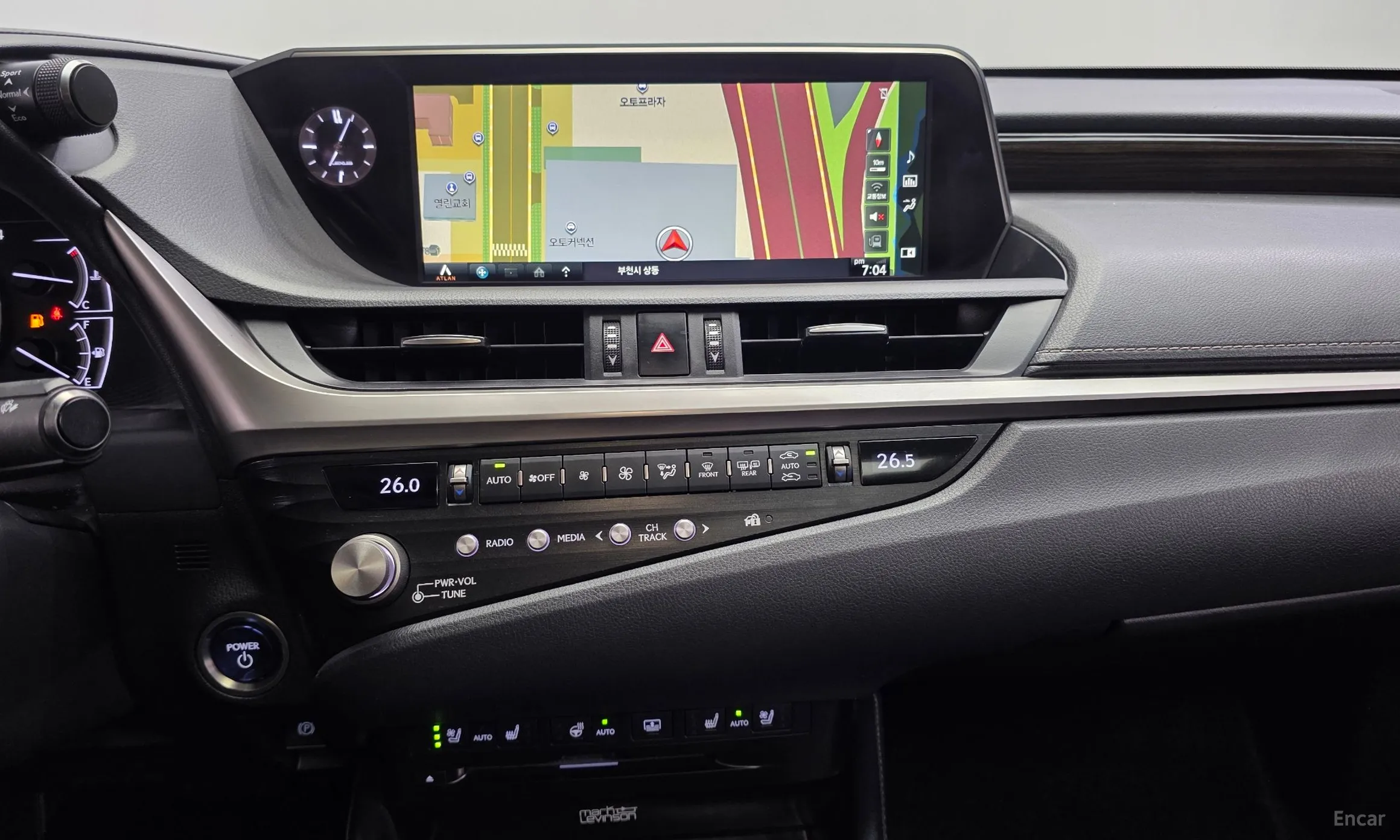 Lexus ES300h 7th Generation превью 14