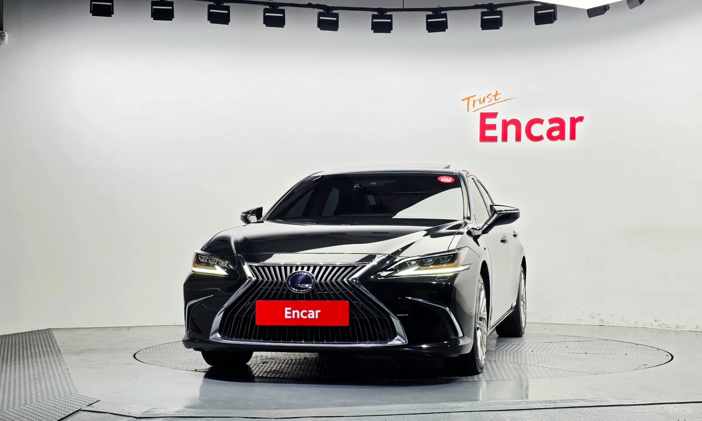 Lexus ES300h 7th Generation превью 3
