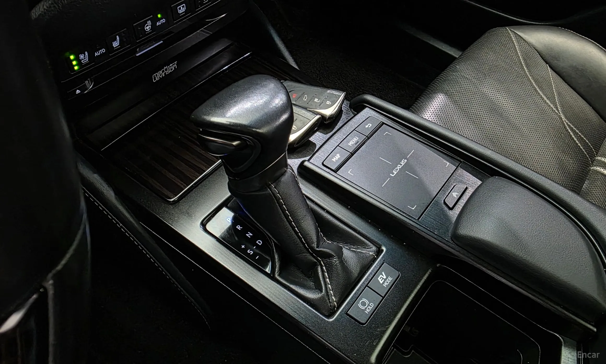 Lexus ES300h 7th Generation превью 9