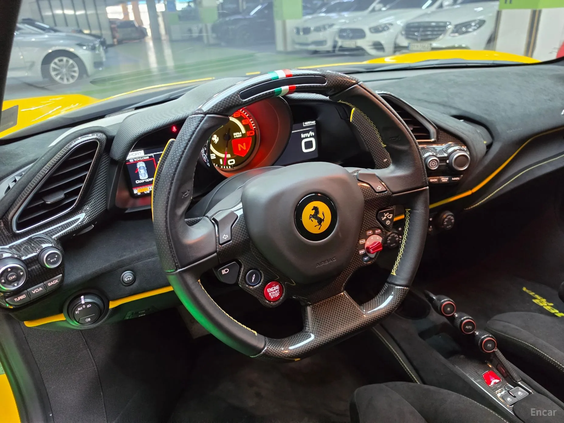 Ferrari 488 Pista превью 12