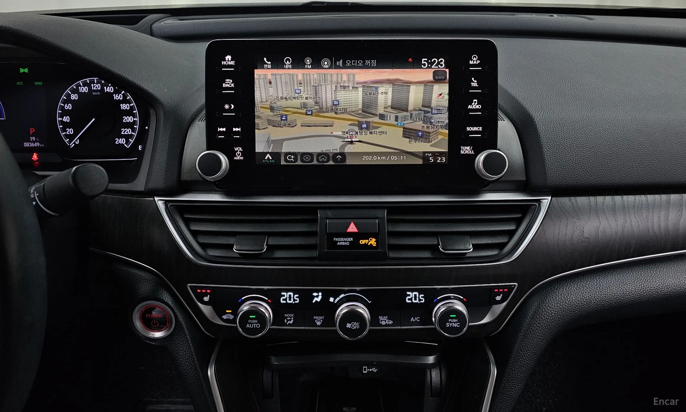Honda Accord 10th Generation превью 12