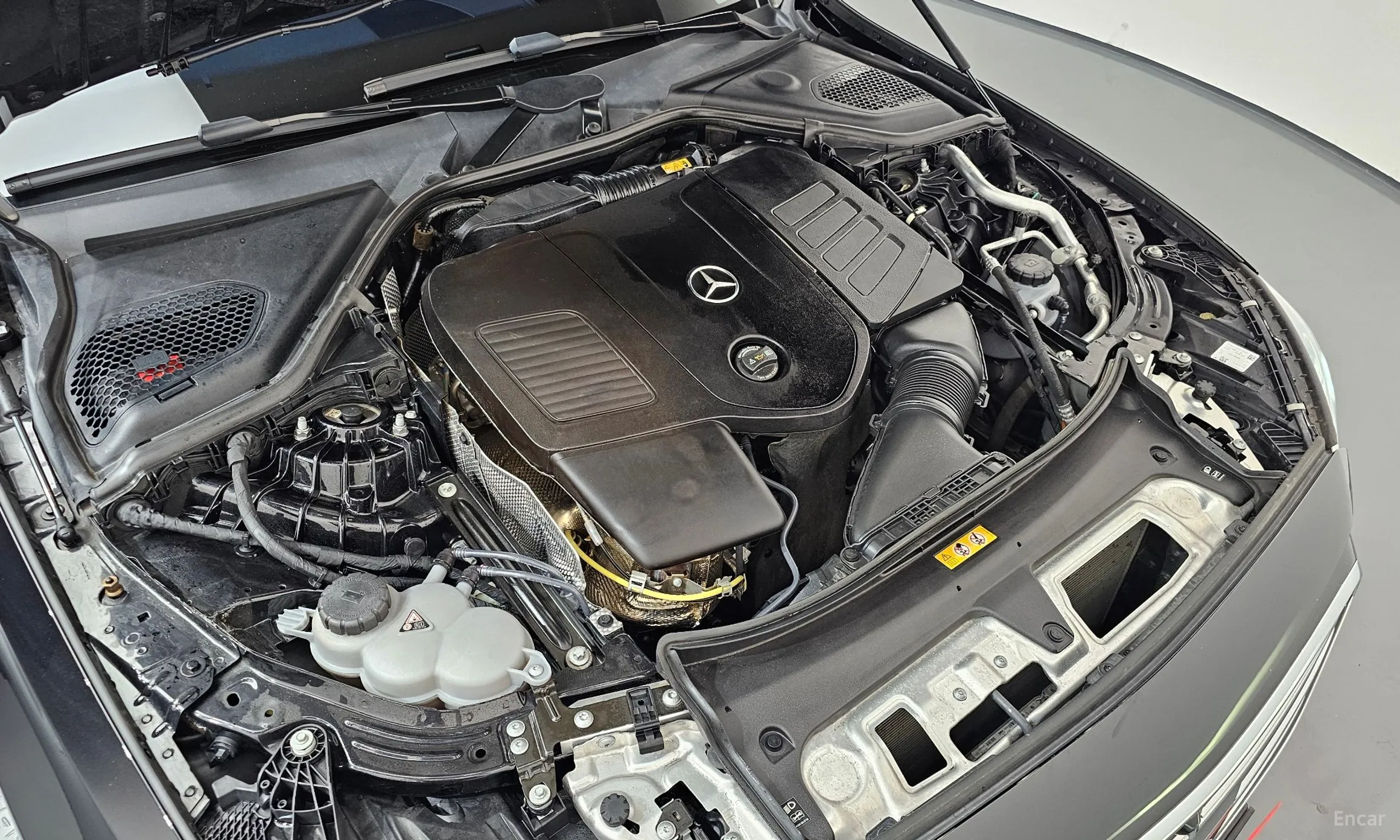 Mercedes Benz E-Class W214 превью 6