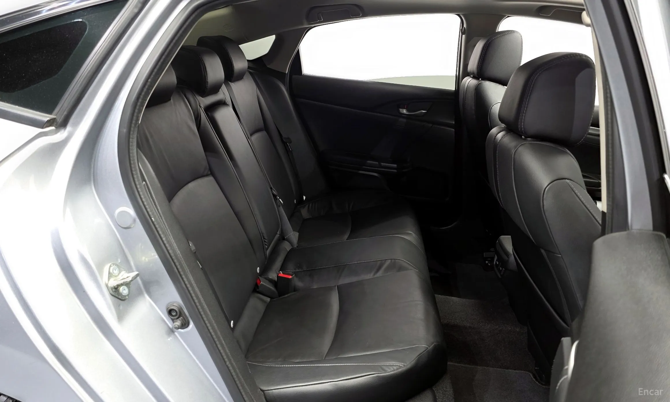 Honda Civic превью 11