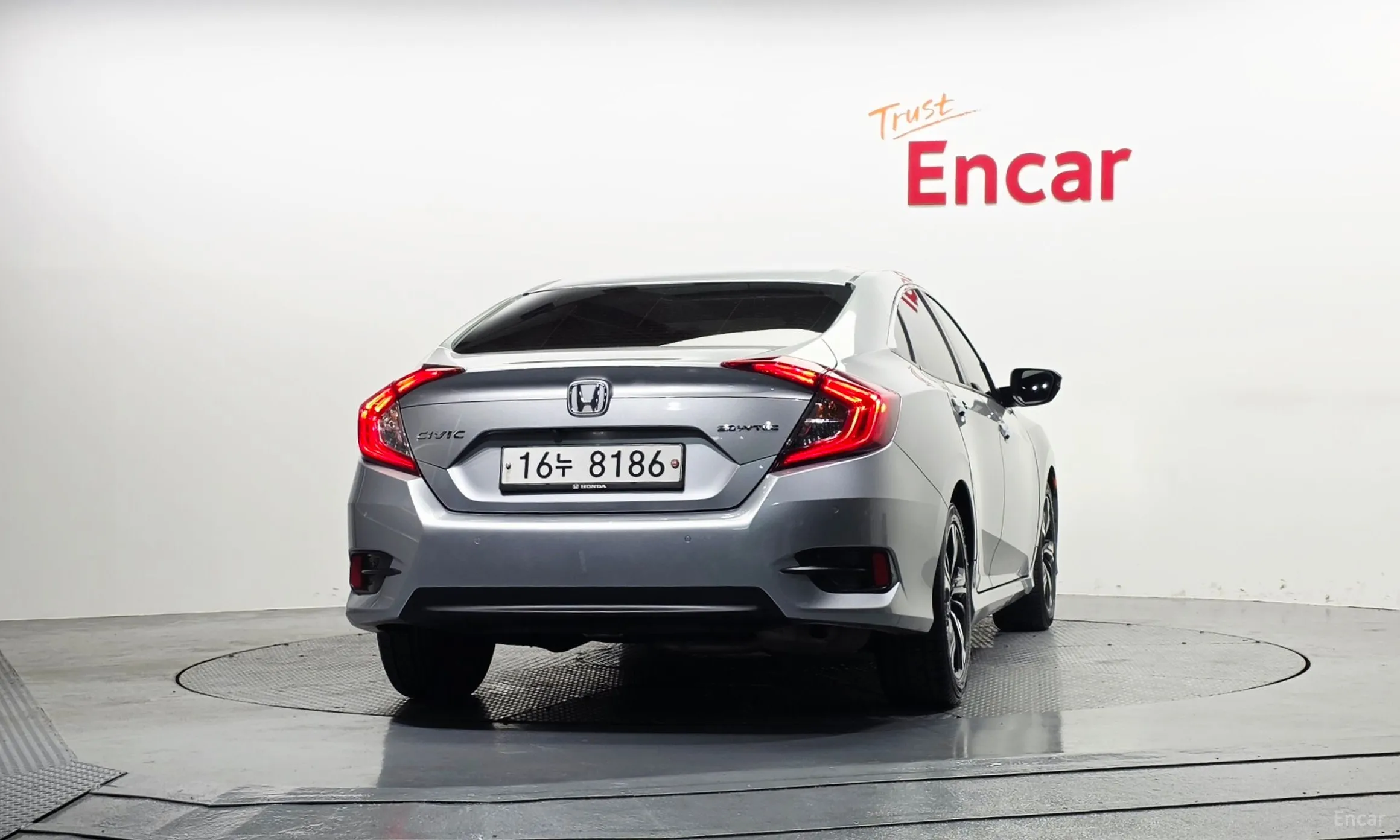 Honda Civic превью 4