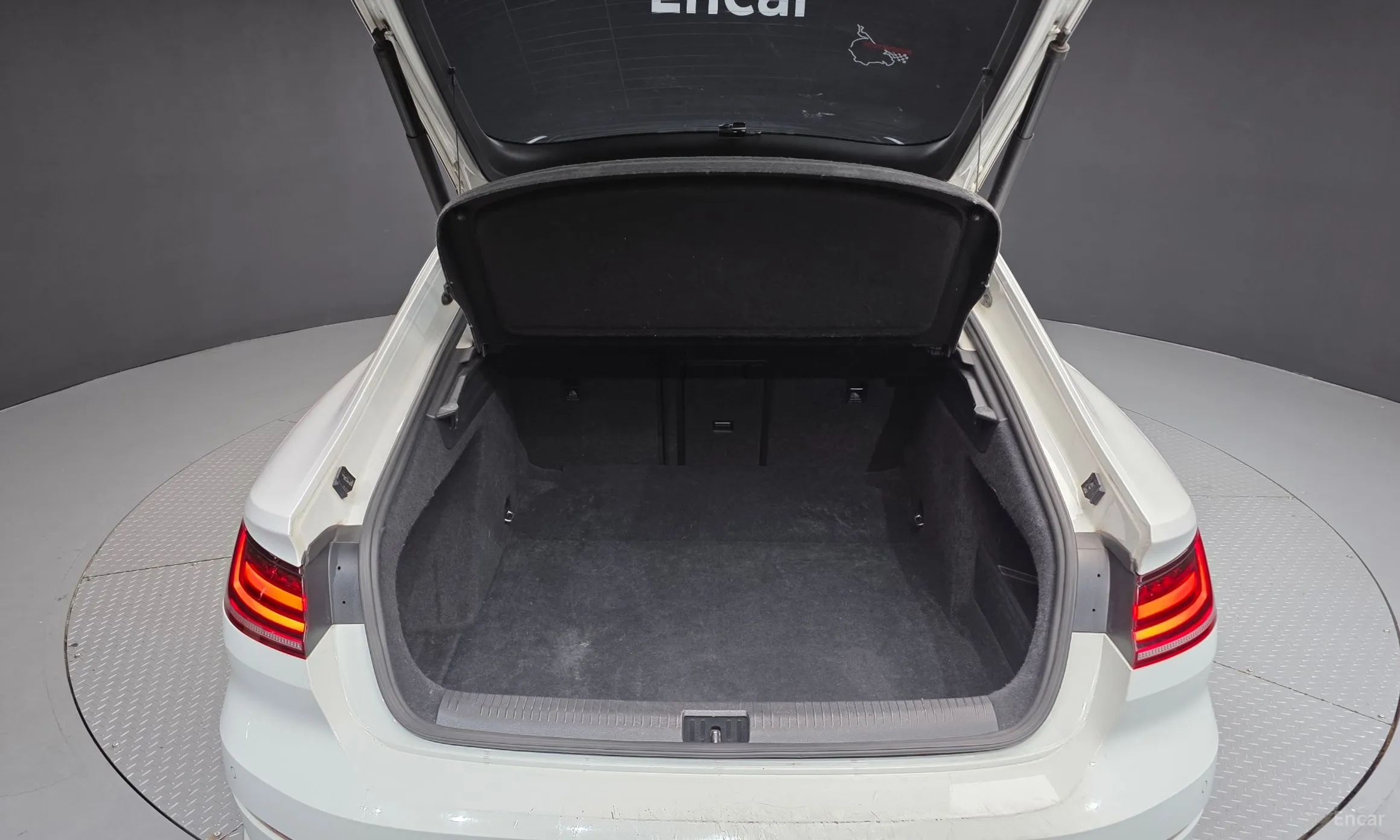 Volkswagen Ateon превью 20