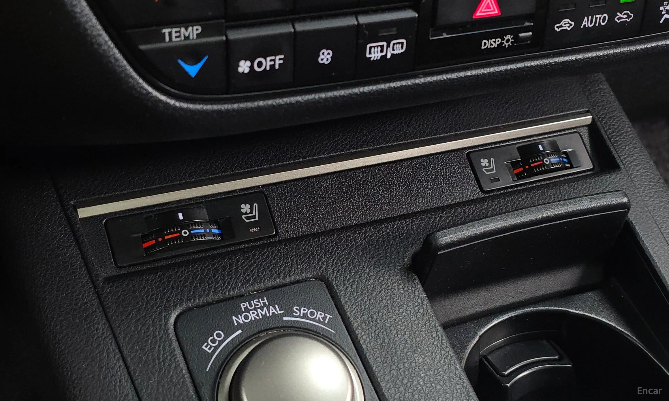 Lexus New ES300h превью 17