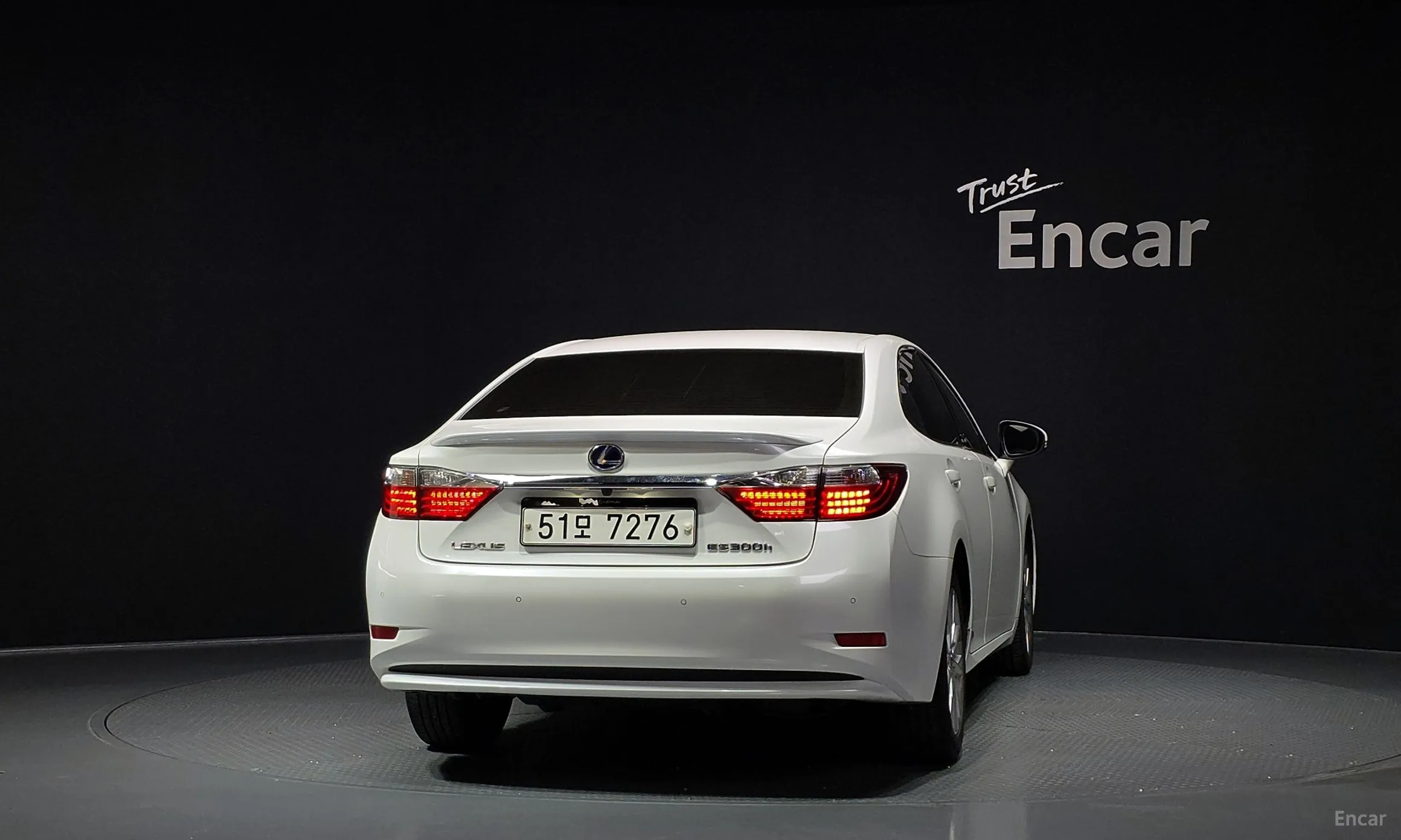 Lexus New ES300h превью 4