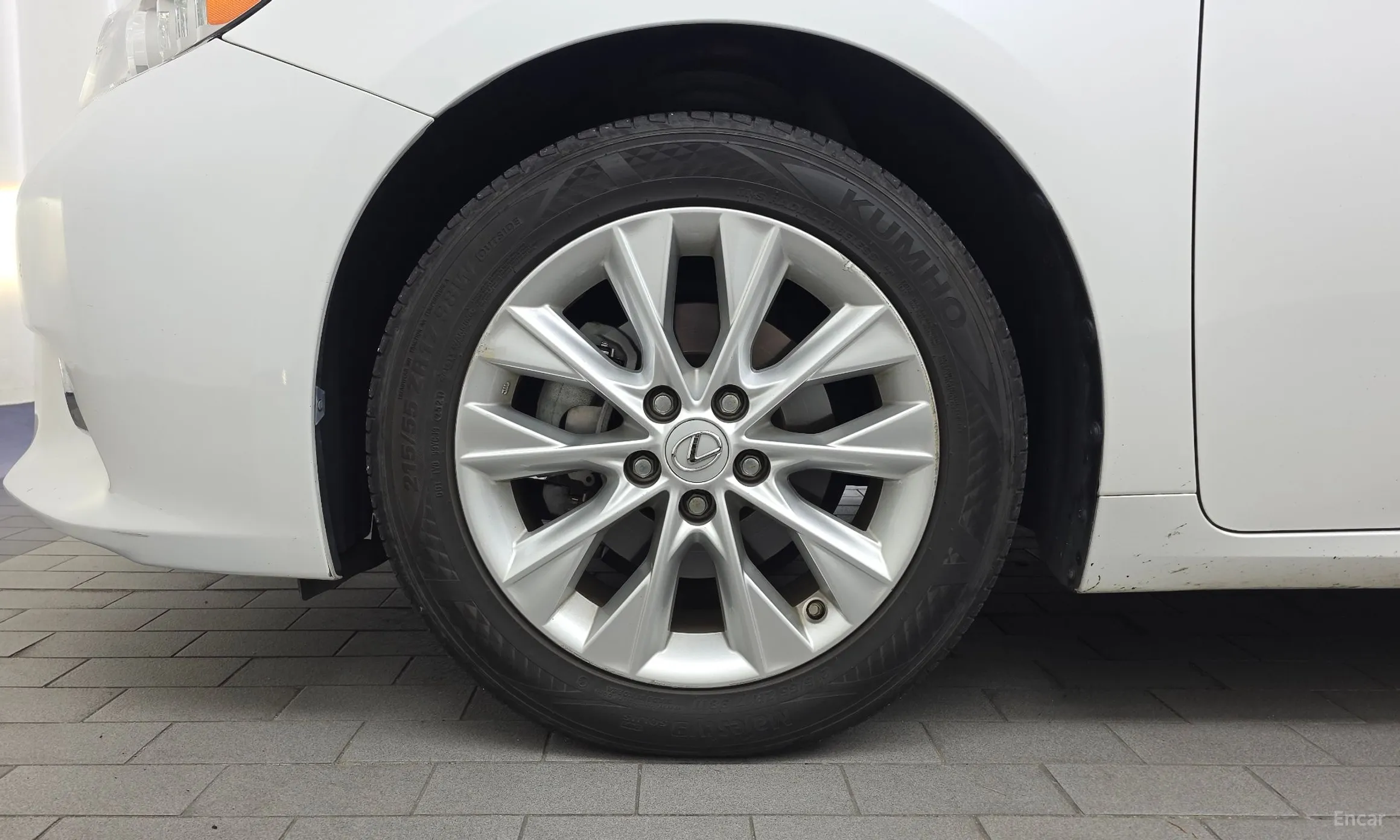 Lexus New ES300h превью 5