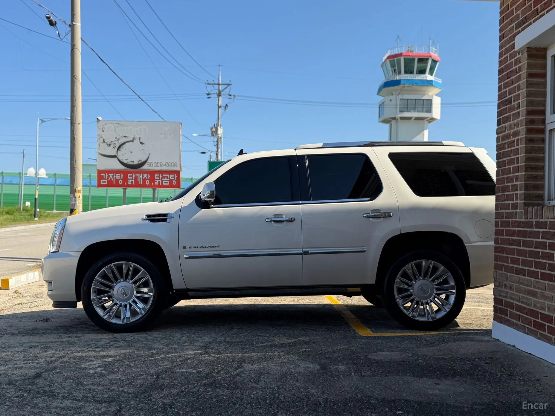 Cadillac Escalade превью 6