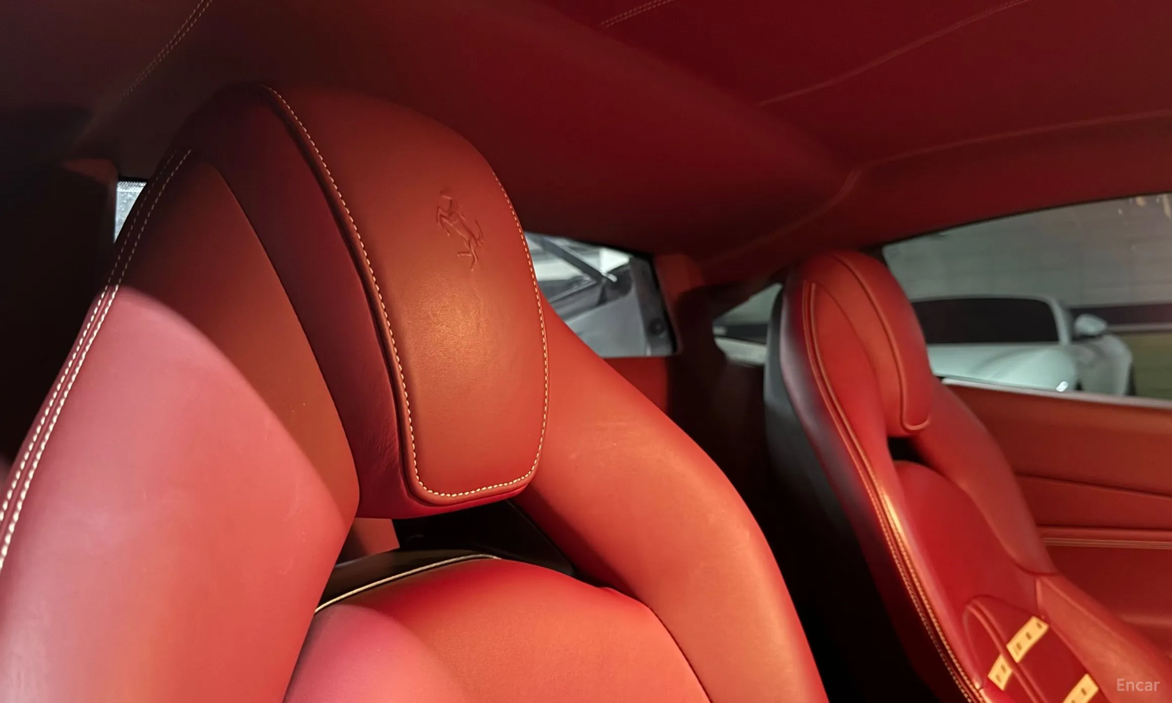 Ferrari 488 GTB превью 12