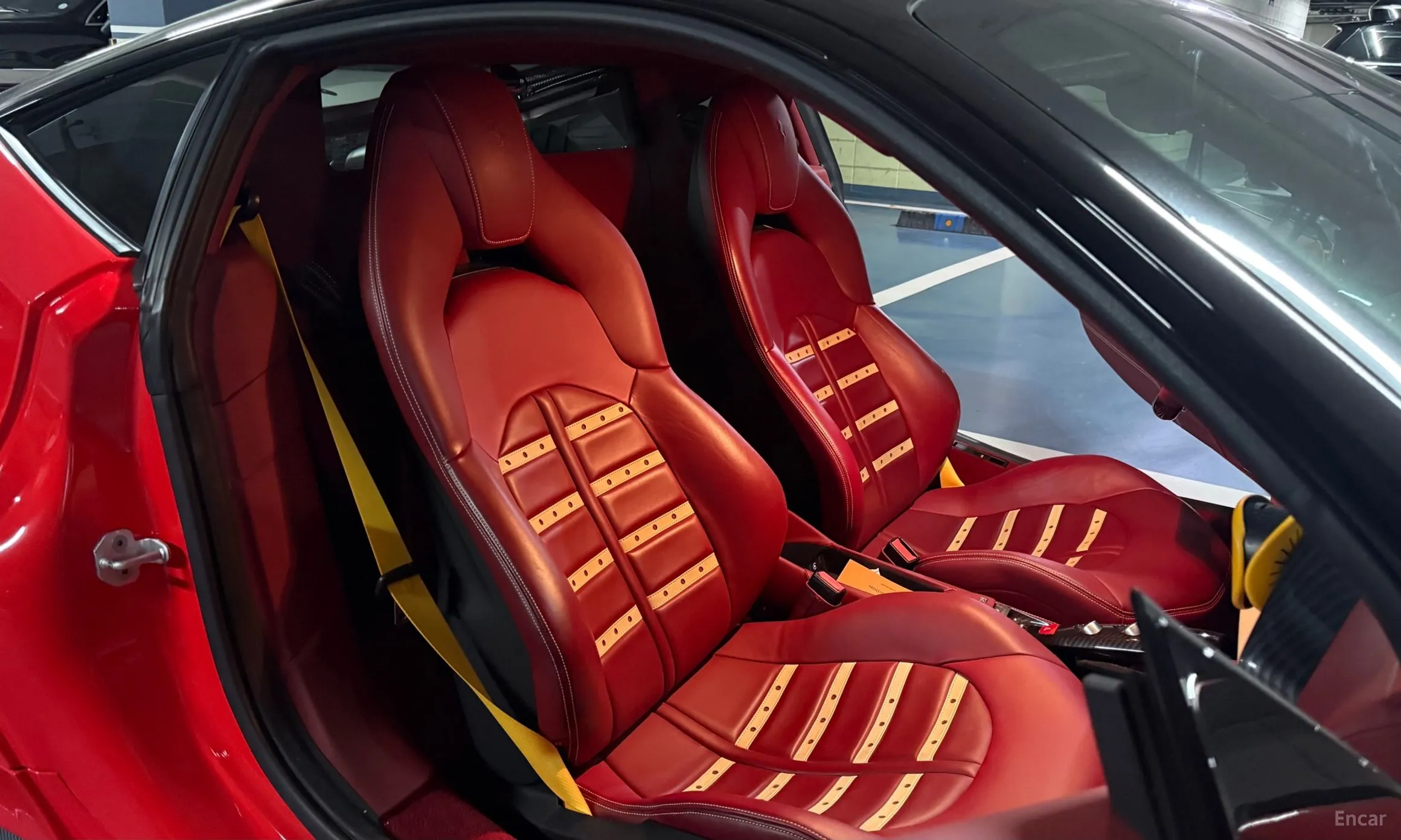 Ferrari 488 GTB превью 14
