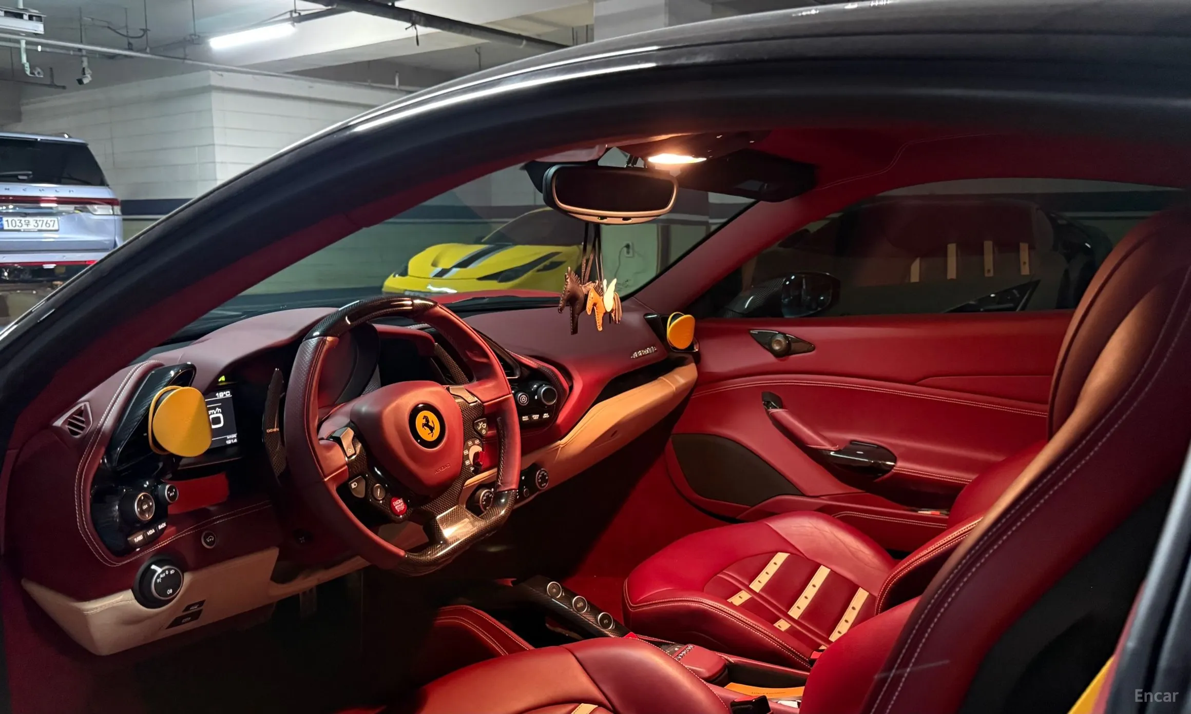 Ferrari 488 GTB превью 16