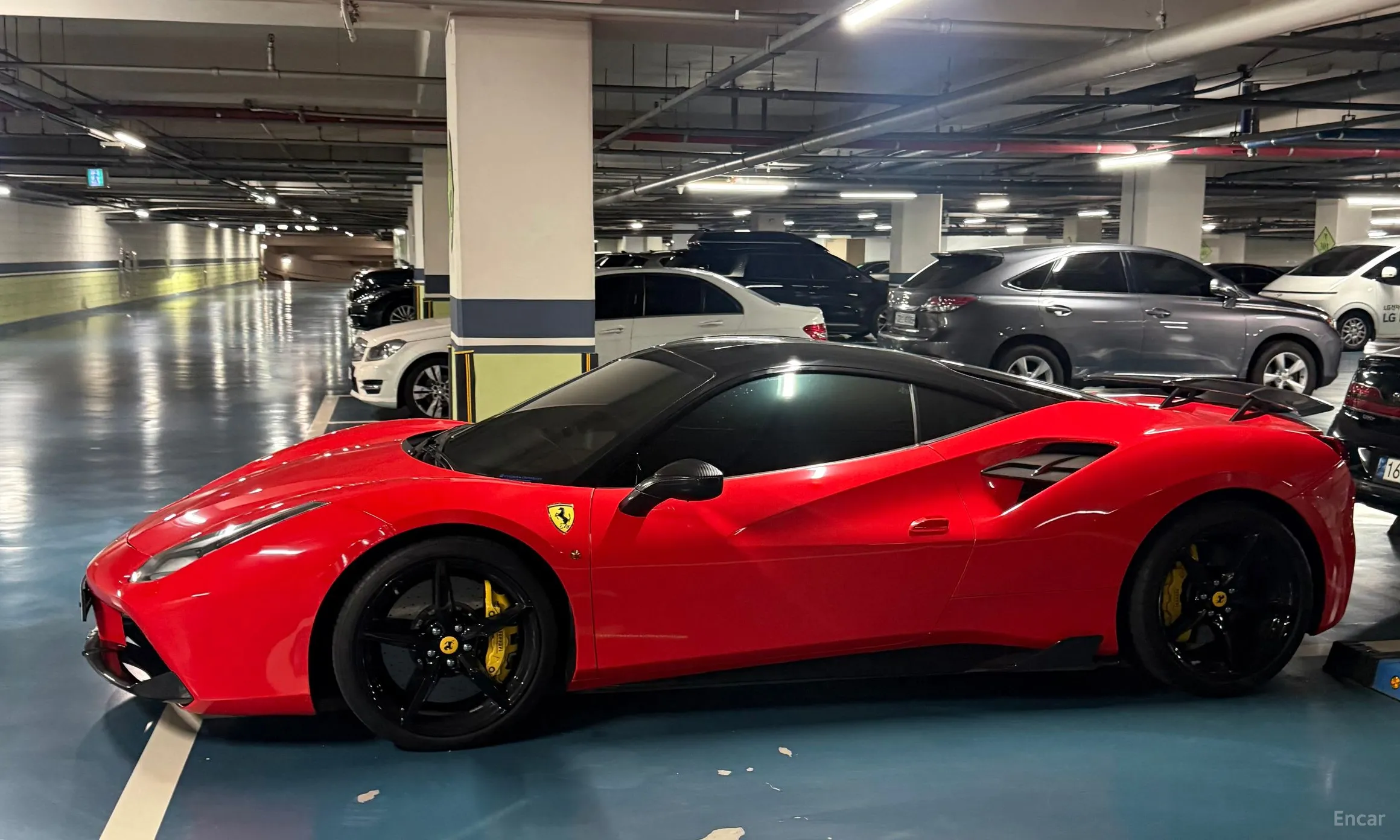 Ferrari 488 GTB превью 3