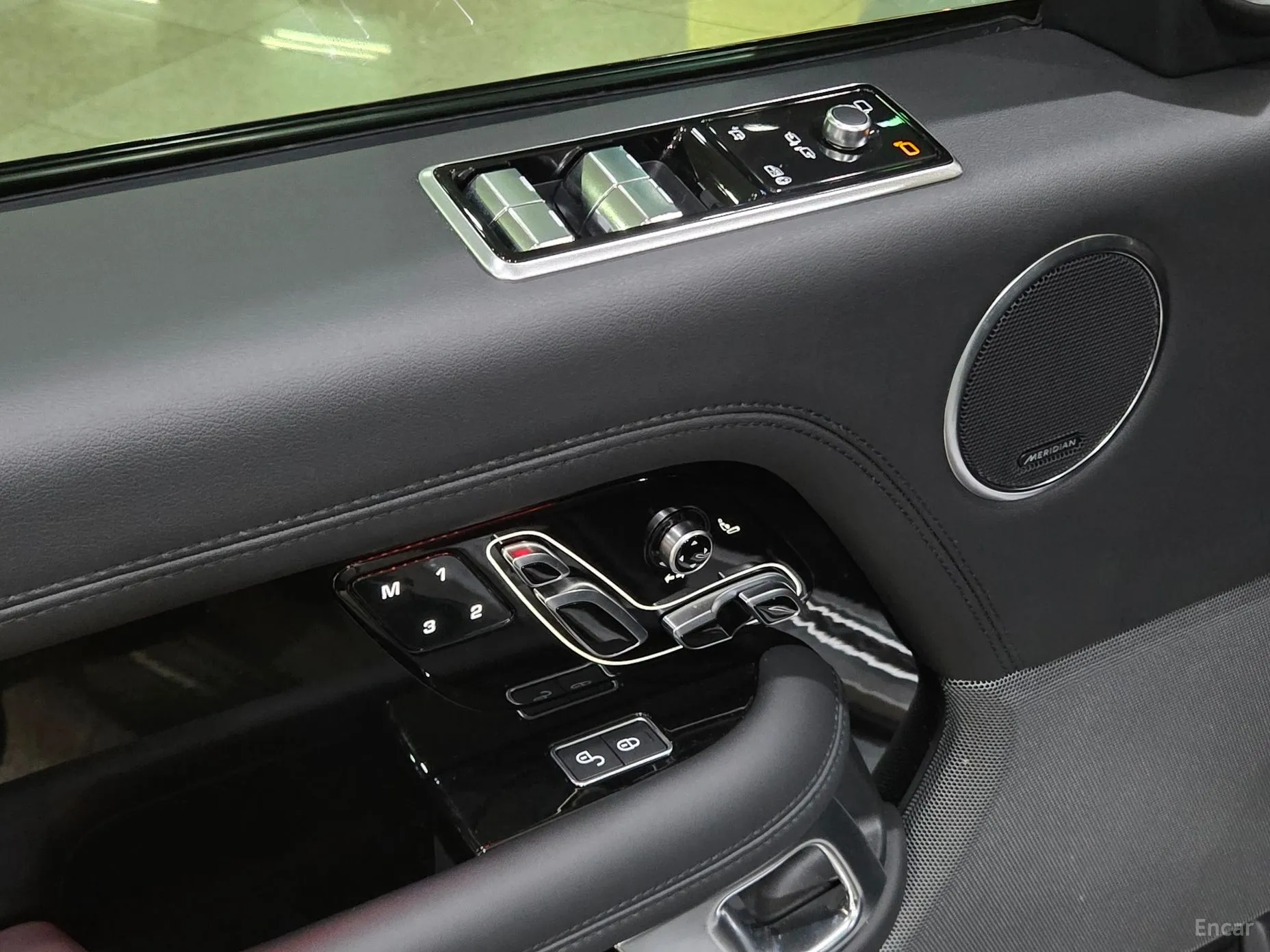 Land Rover Range Rover 4th Generation превью 15