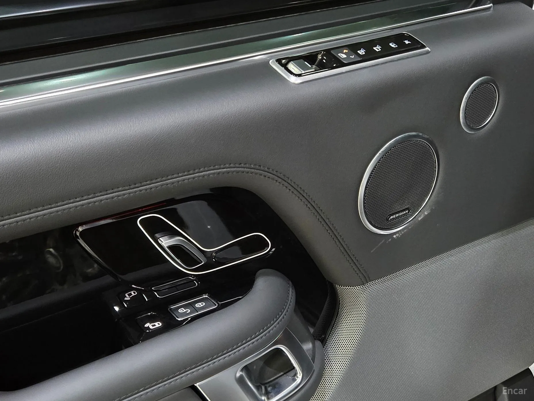 Land Rover Range Rover 4th Generation превью 17