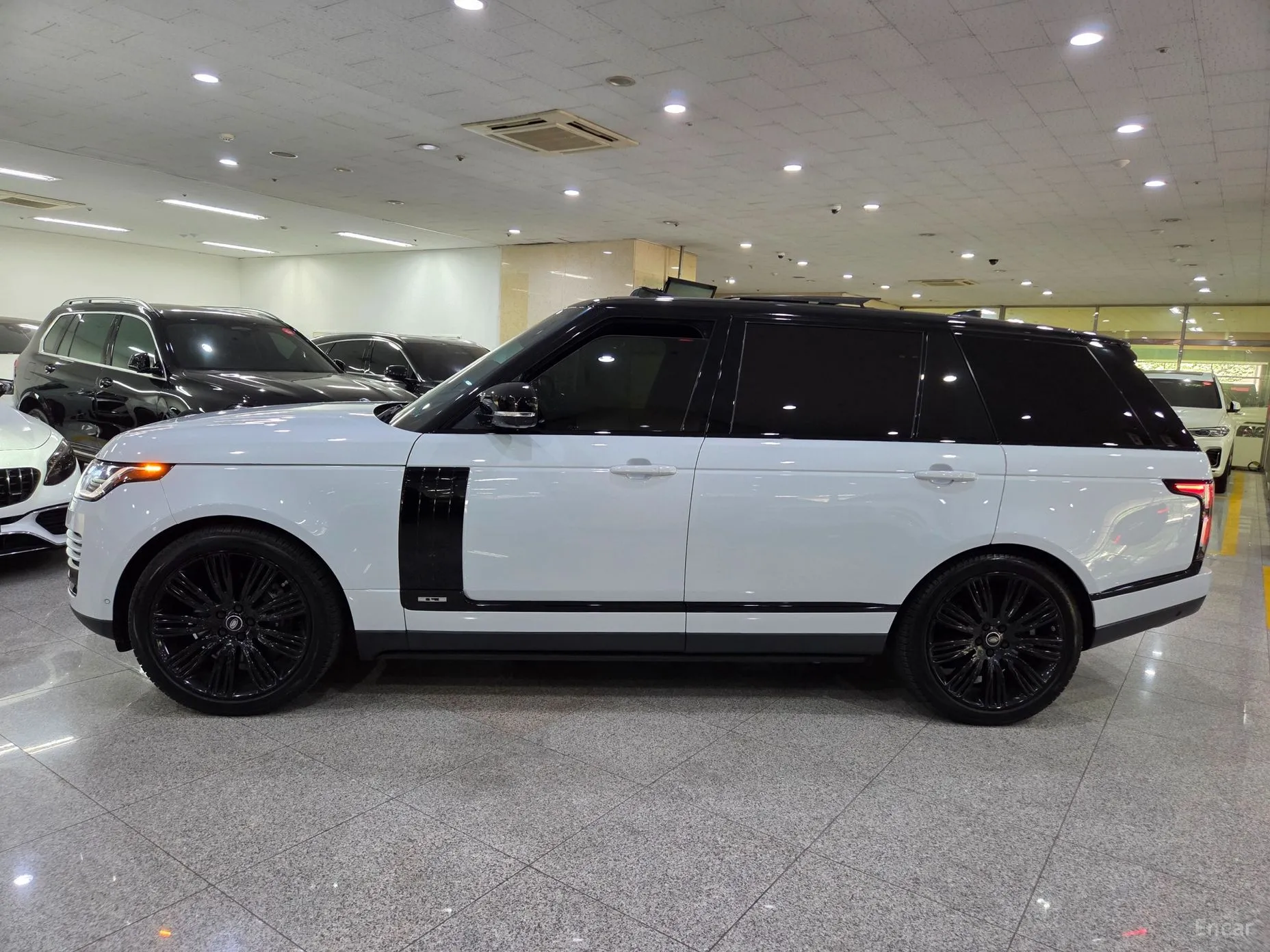 Land Rover Range Rover 4th Generation превью 3