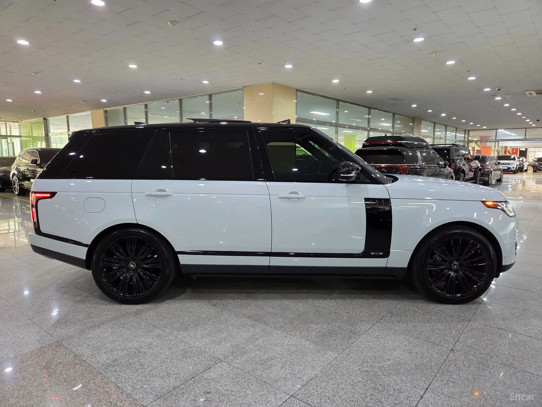 Land Rover Range Rover 4th Generation превью 5