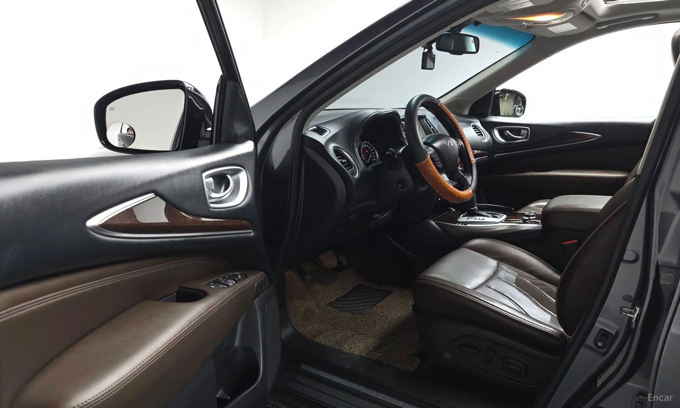 Infiniti QX60 превью 10