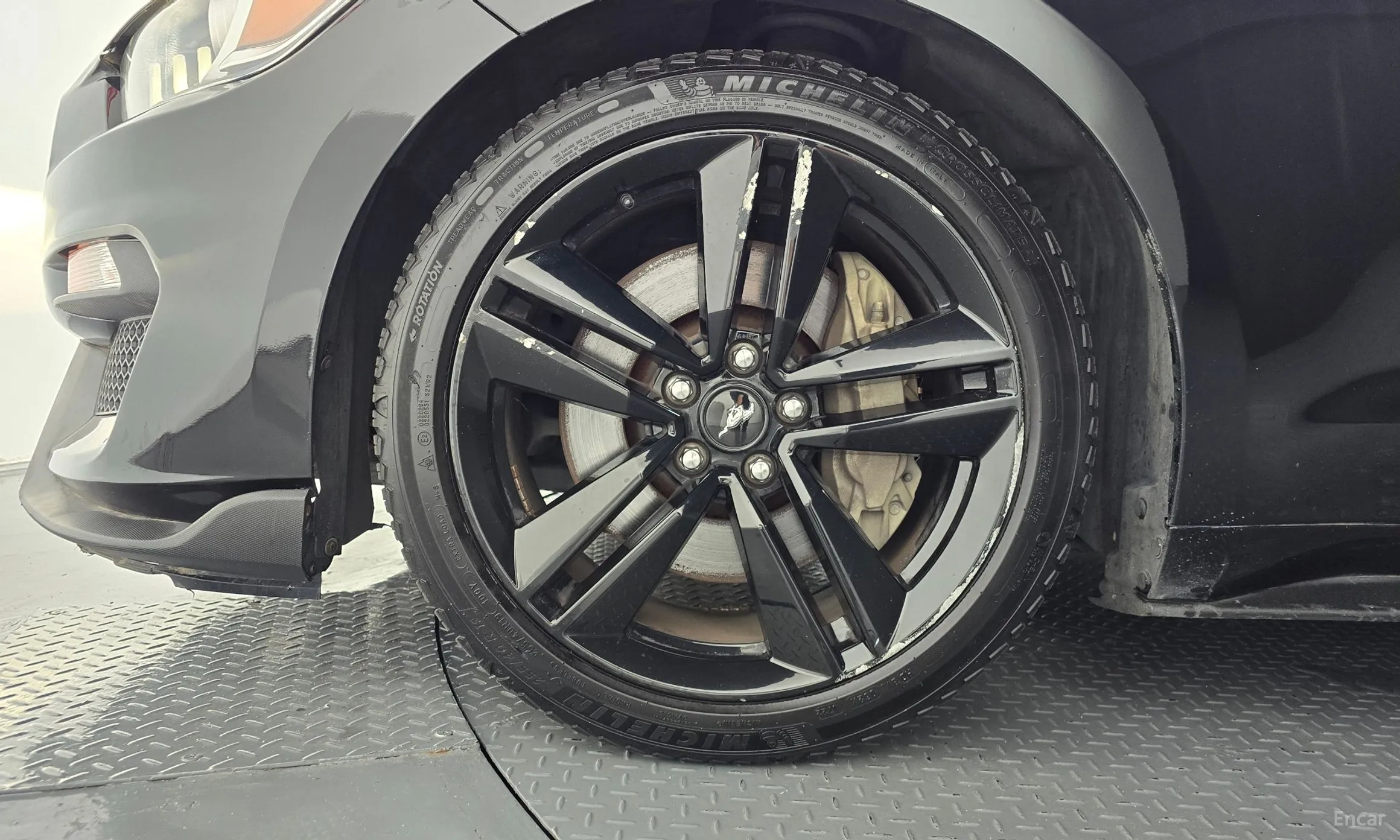 Ford Mustang превью 5