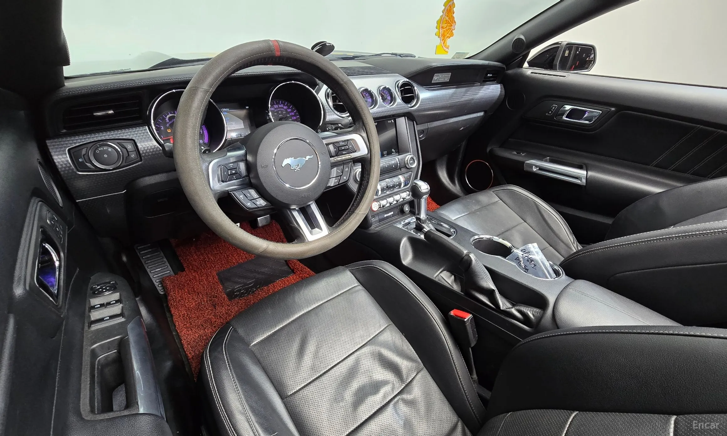 Ford Mustang превью 7