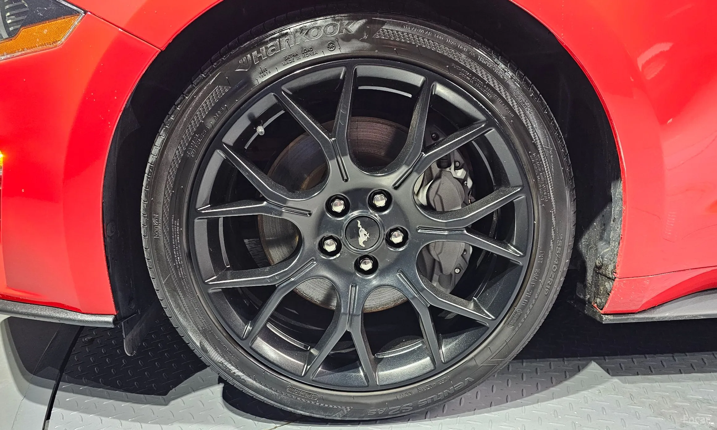 Ford Mustang превью 5