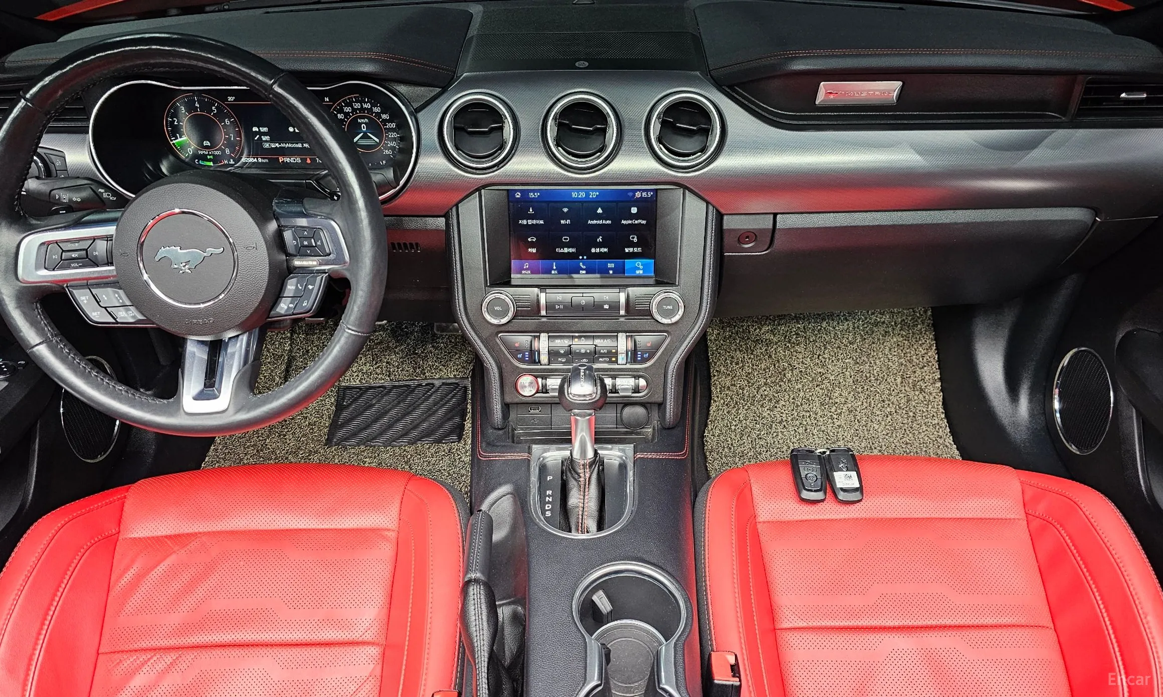 Ford Mustang превью 7