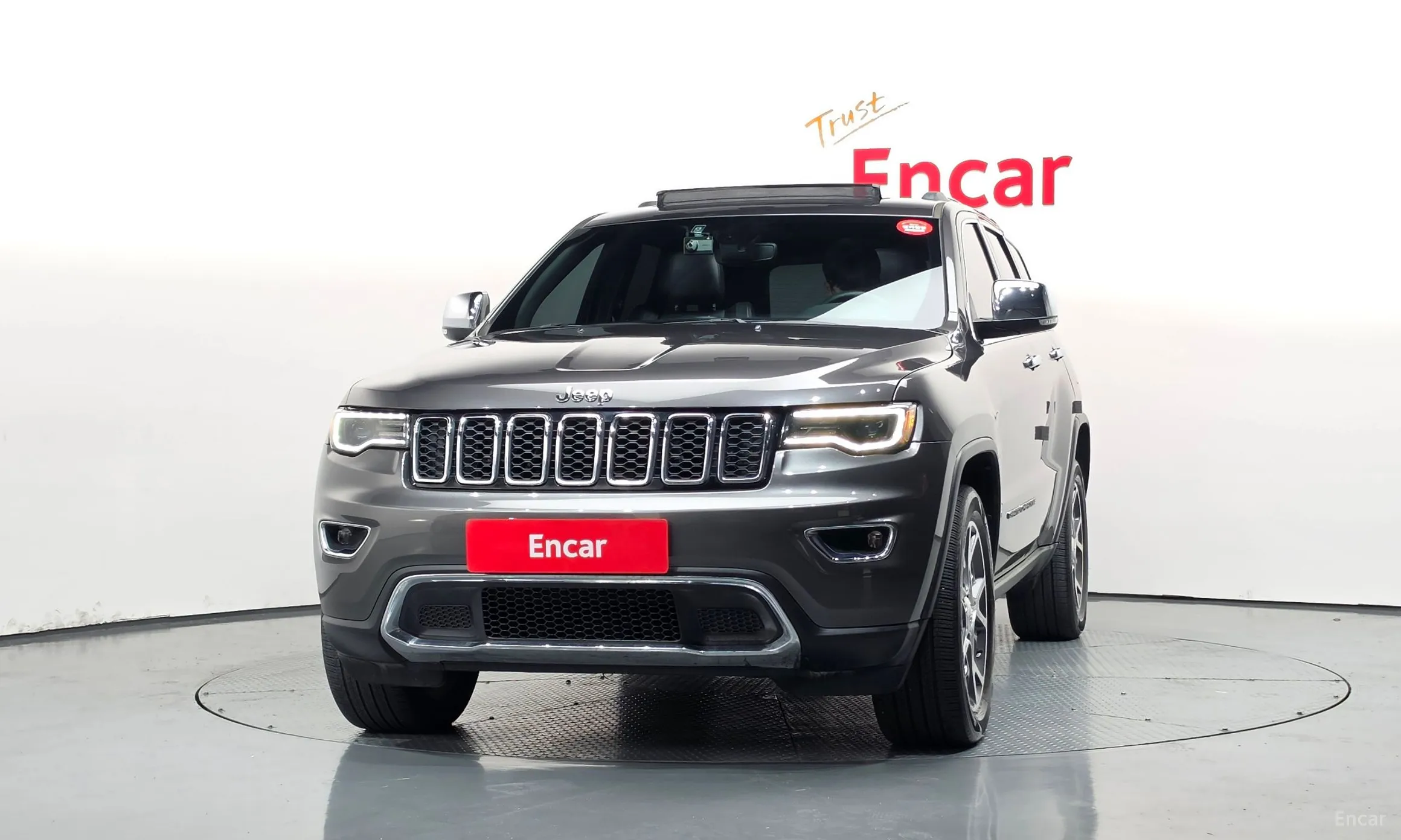 Jeep Grand Cherokee превью 3