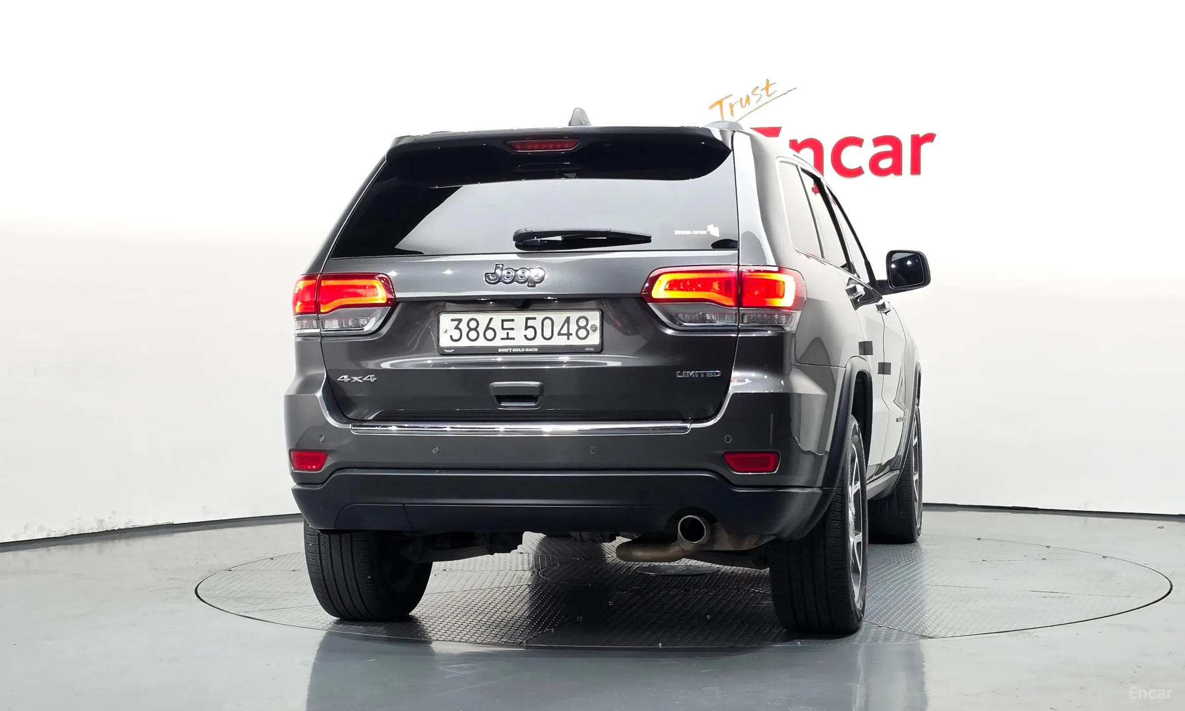 Jeep Grand Cherokee превью 4