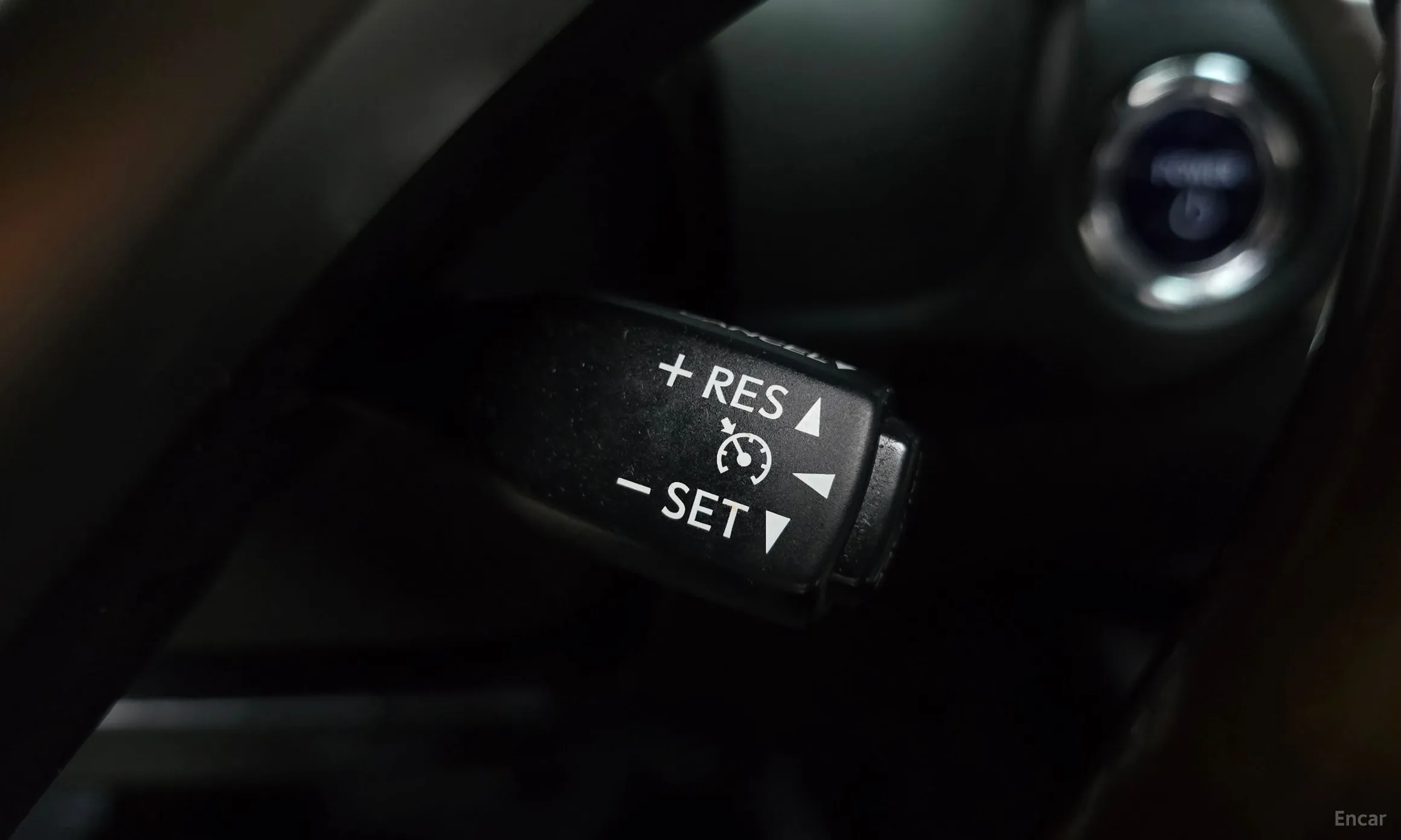 Lexus New ES300h превью 13
