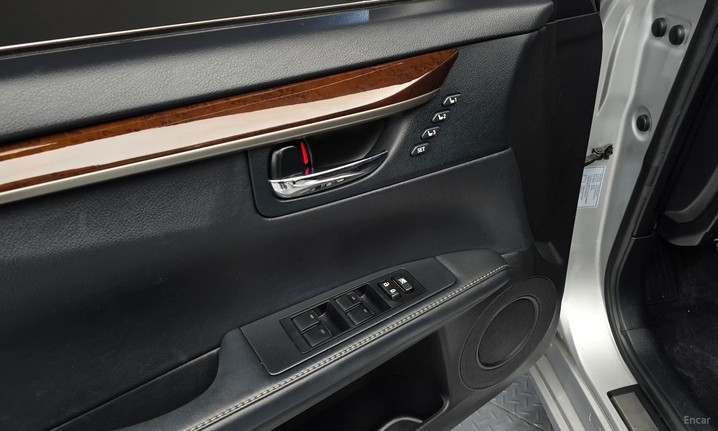 Lexus New ES300h превью 17
