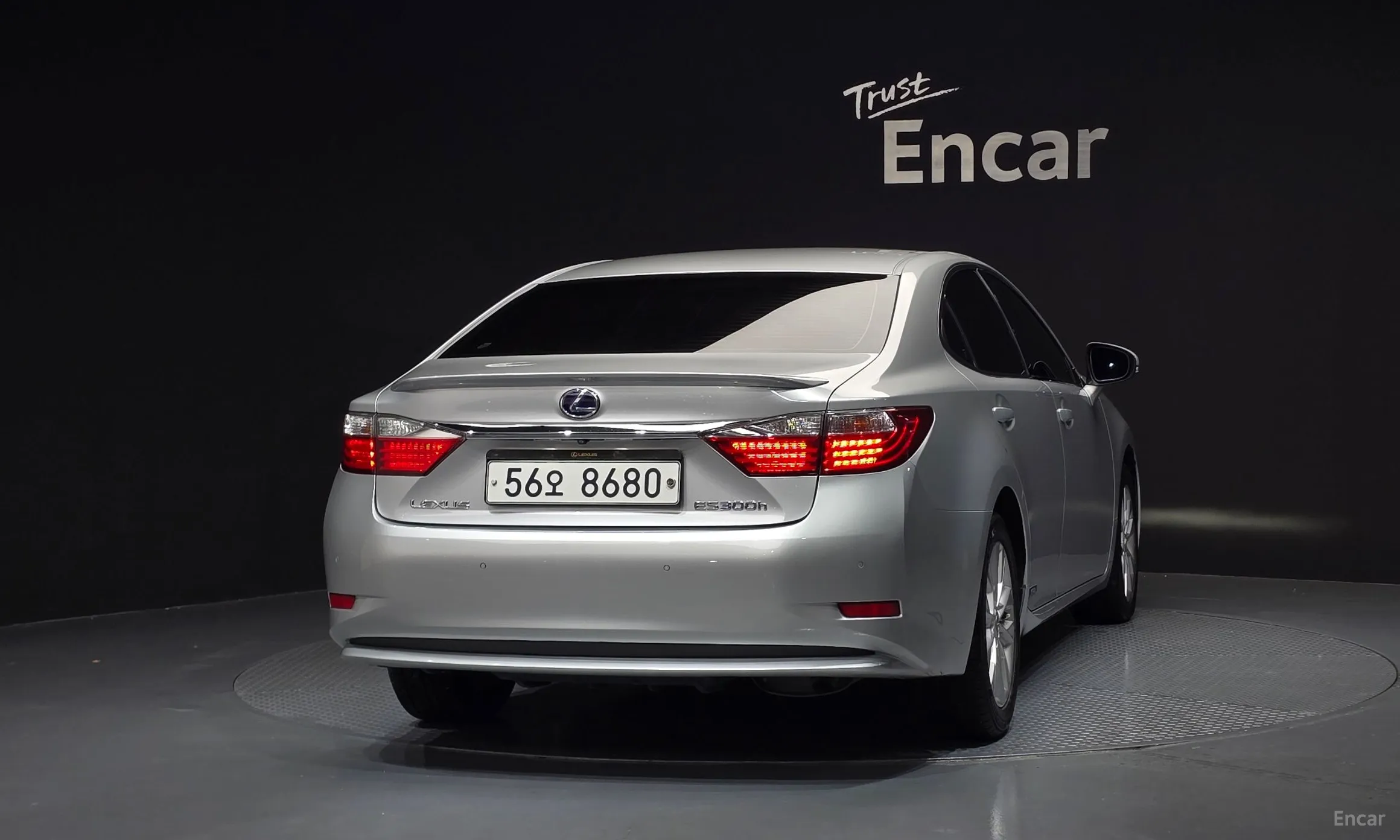 Lexus New ES300h превью 4