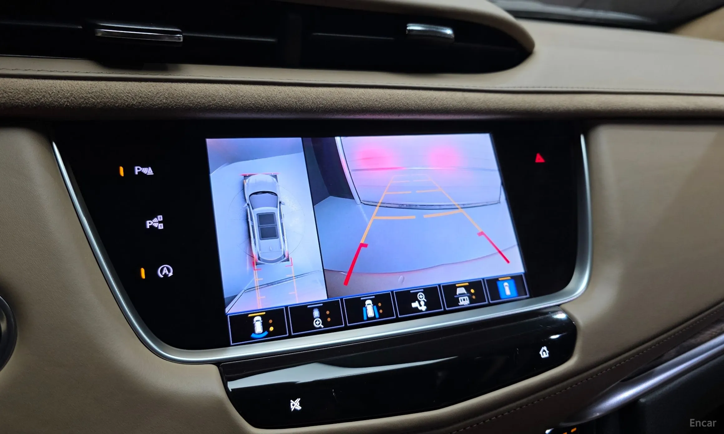 Cadillac XT5 превью 15