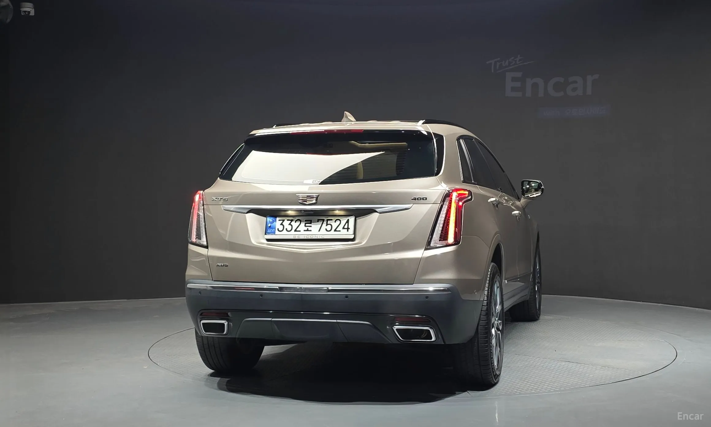 Cadillac XT5 превью 4