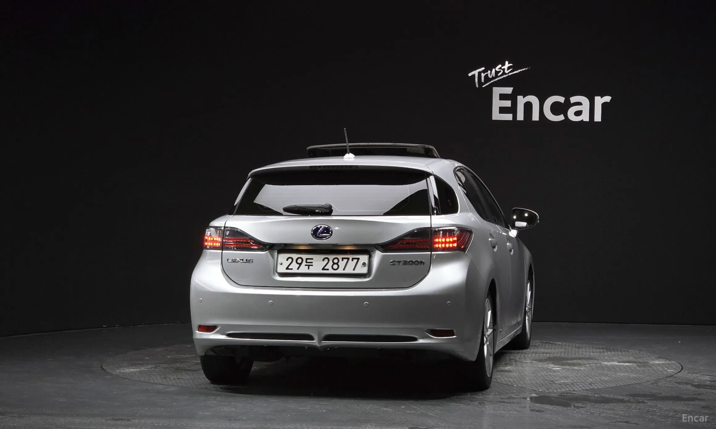 Lexus CT200h превью 4