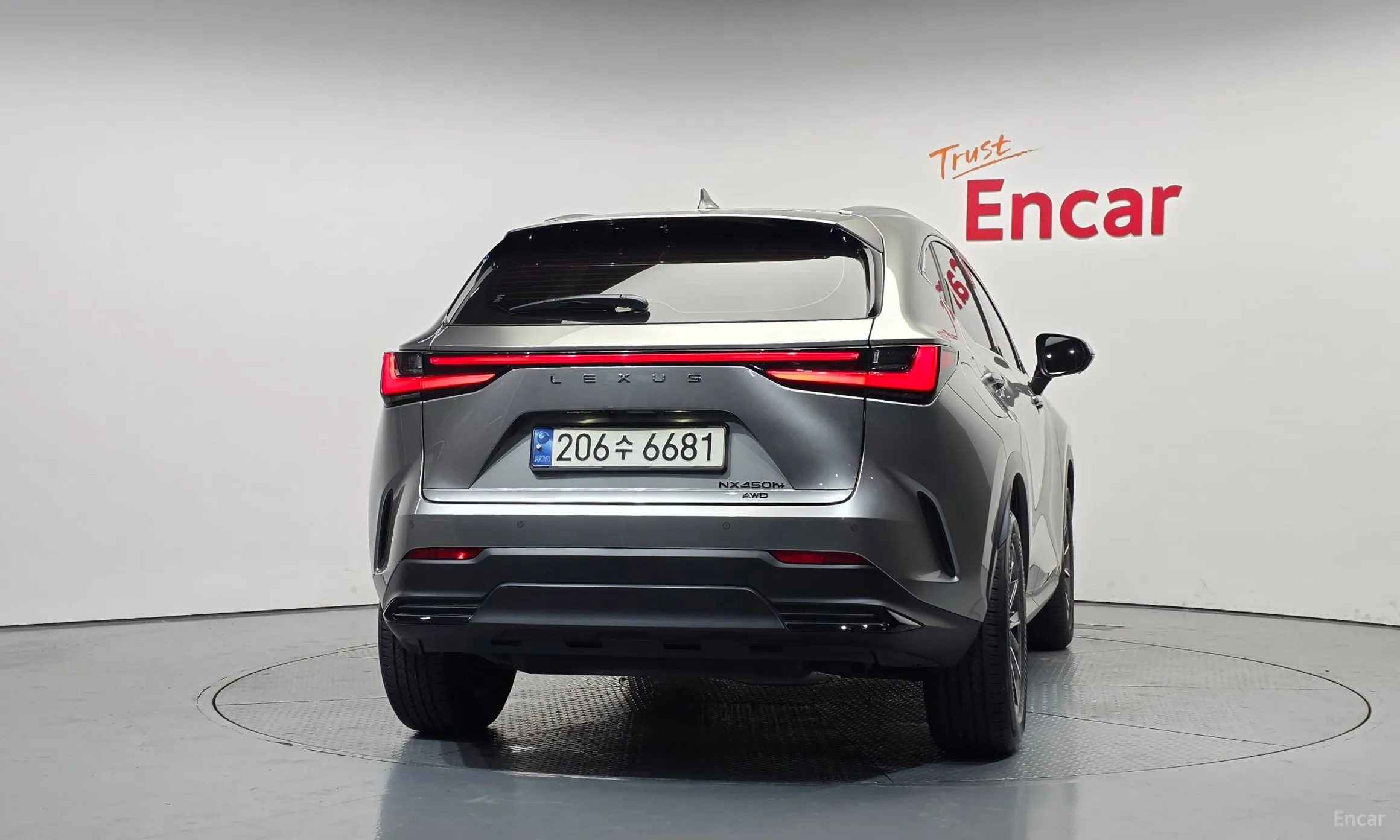Lexus NX450h + 2nd Gen превью 4