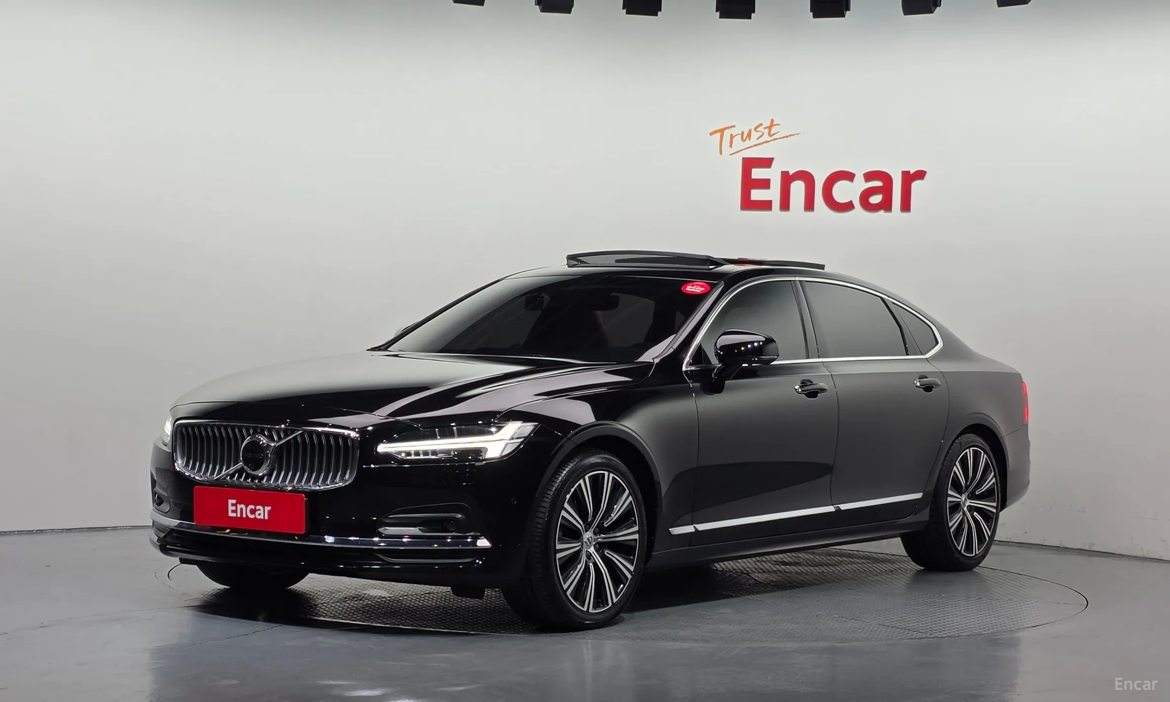 S90