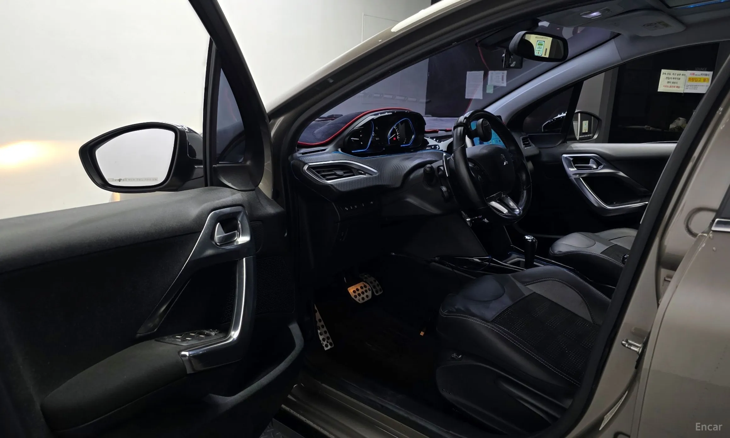Peugeot 2008. превью 10