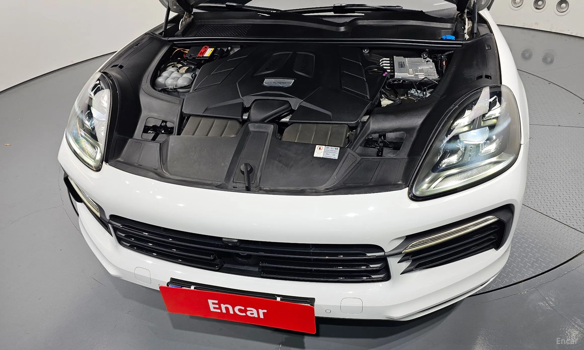 Porsche Cayenne (PO536) превью 6
