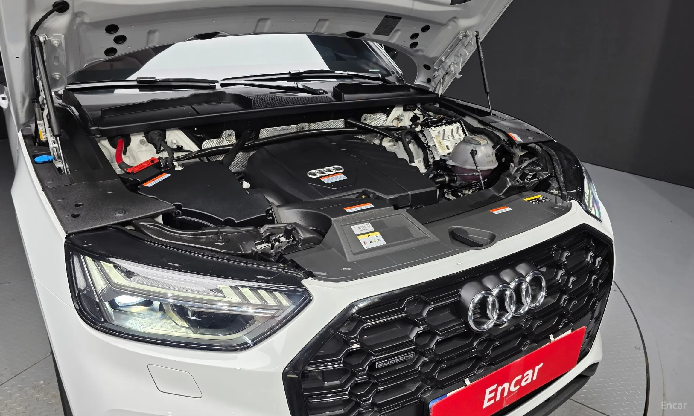 Audi Q5 (FY) превью 6