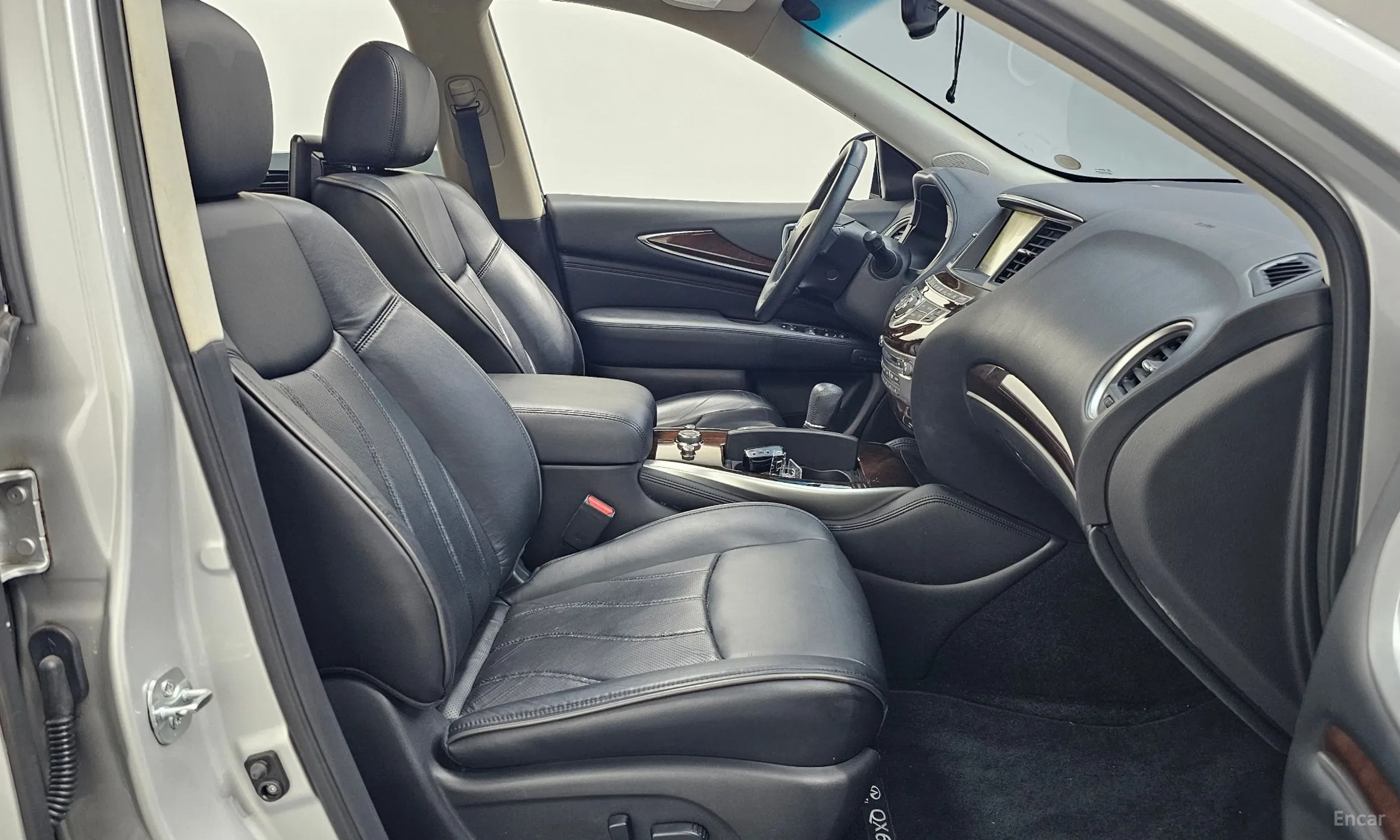 Infiniti QX60 превью 11
