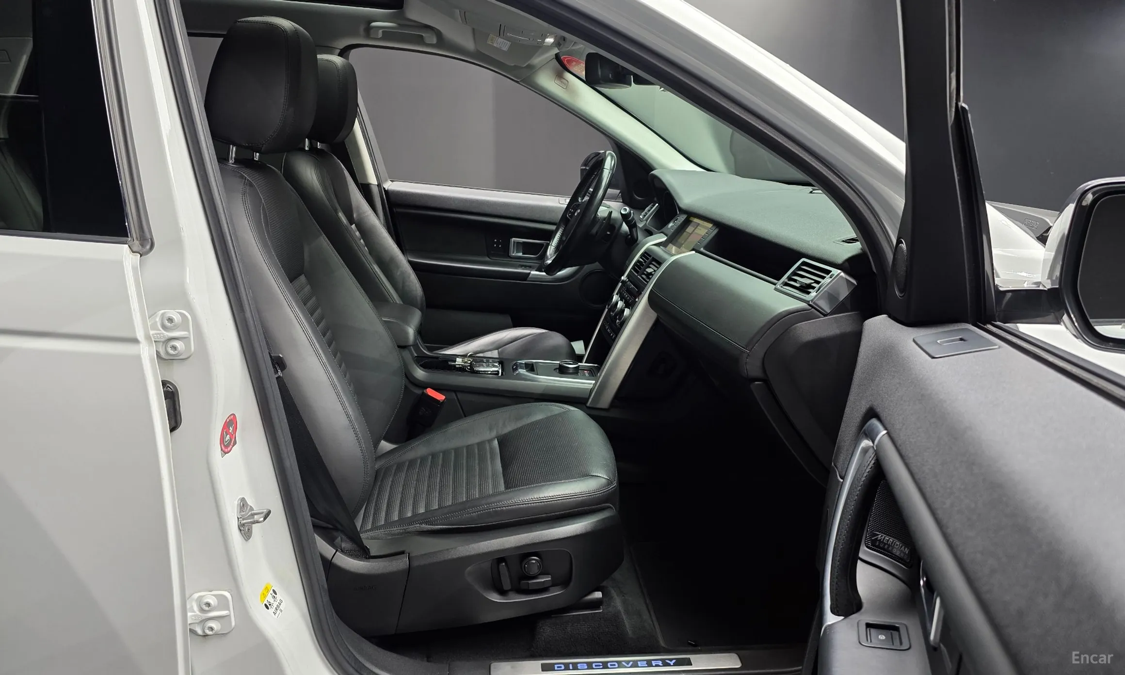Land Rover Discovery Sports превью 11