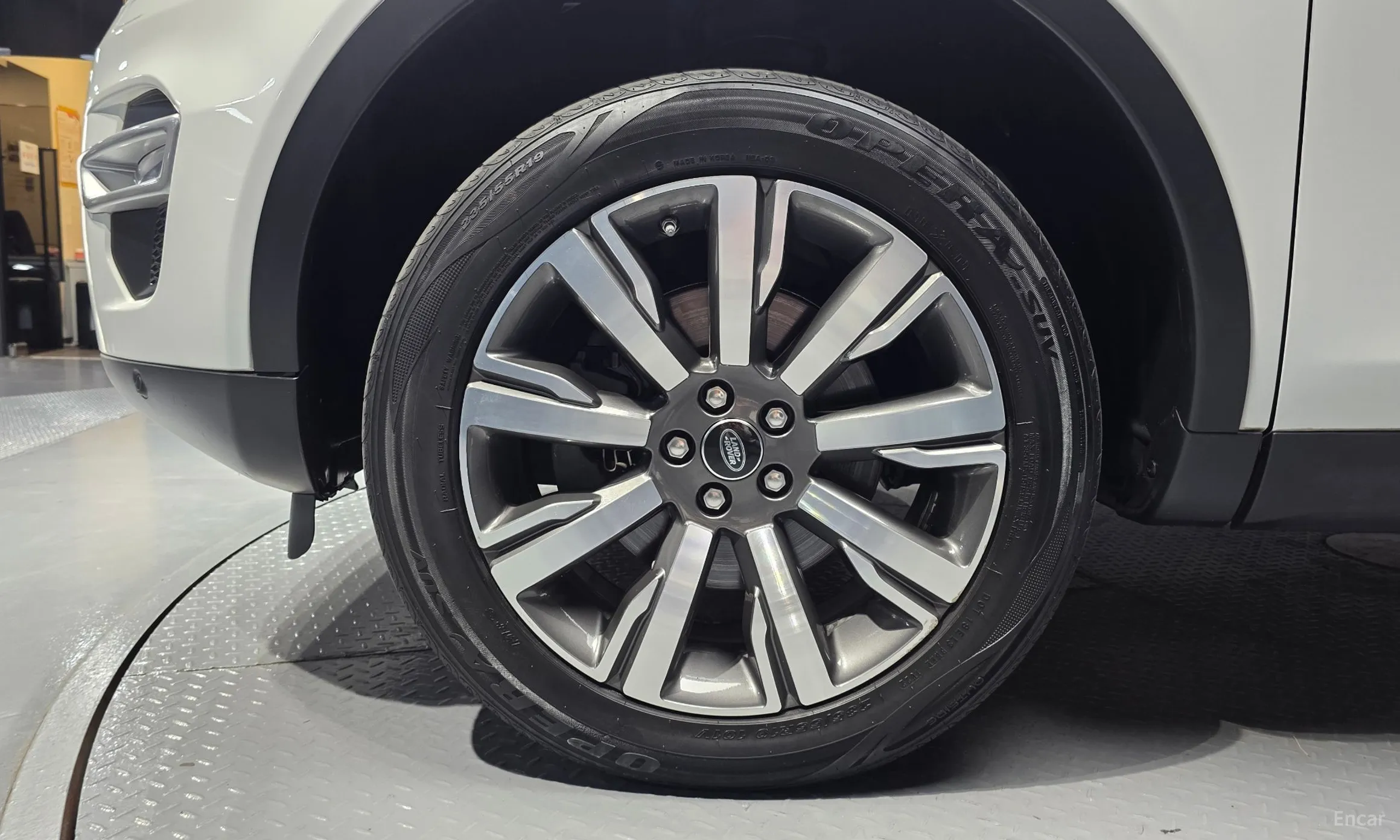 Land Rover Discovery Sports превью 5