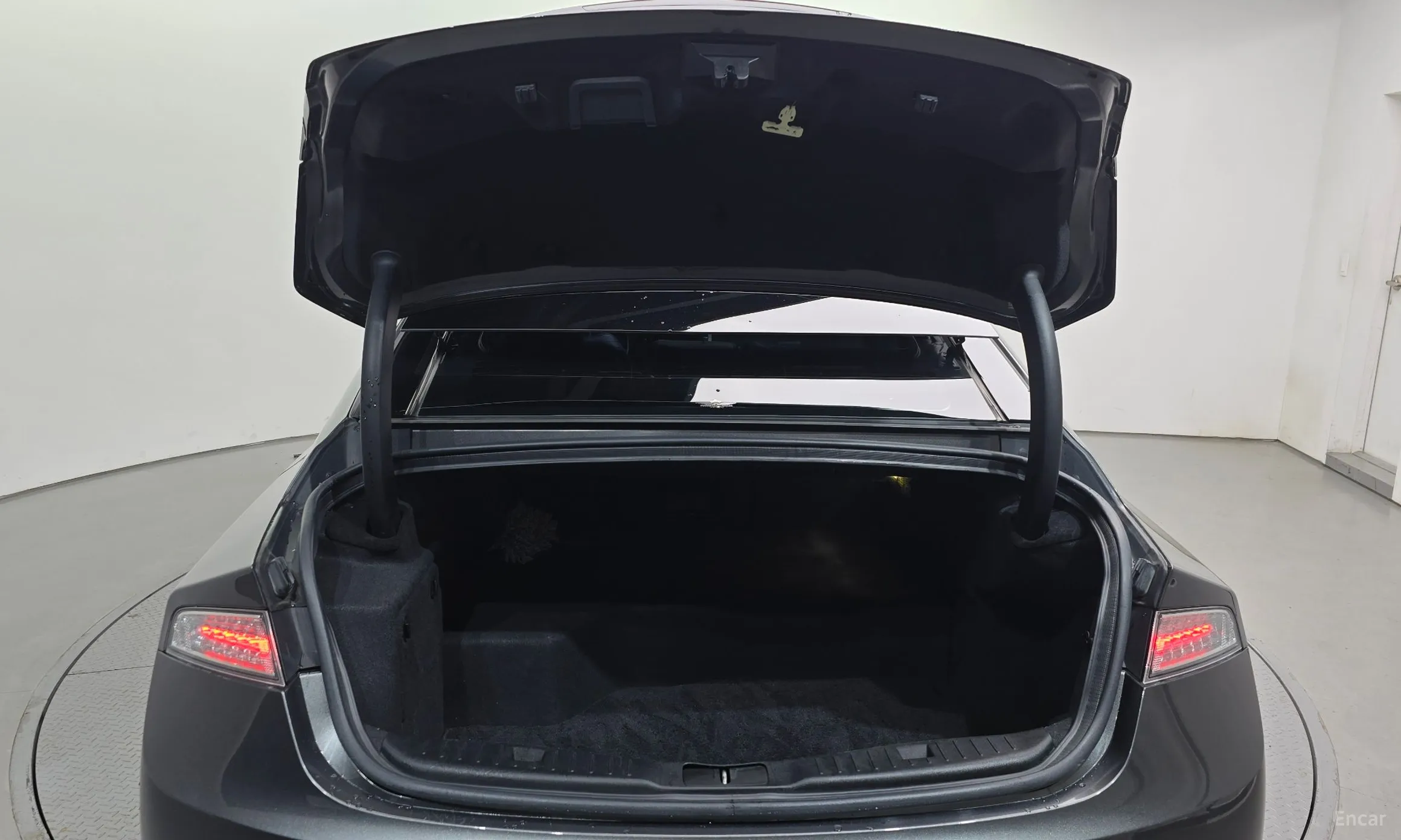 Lincoln New MKZ превью 20