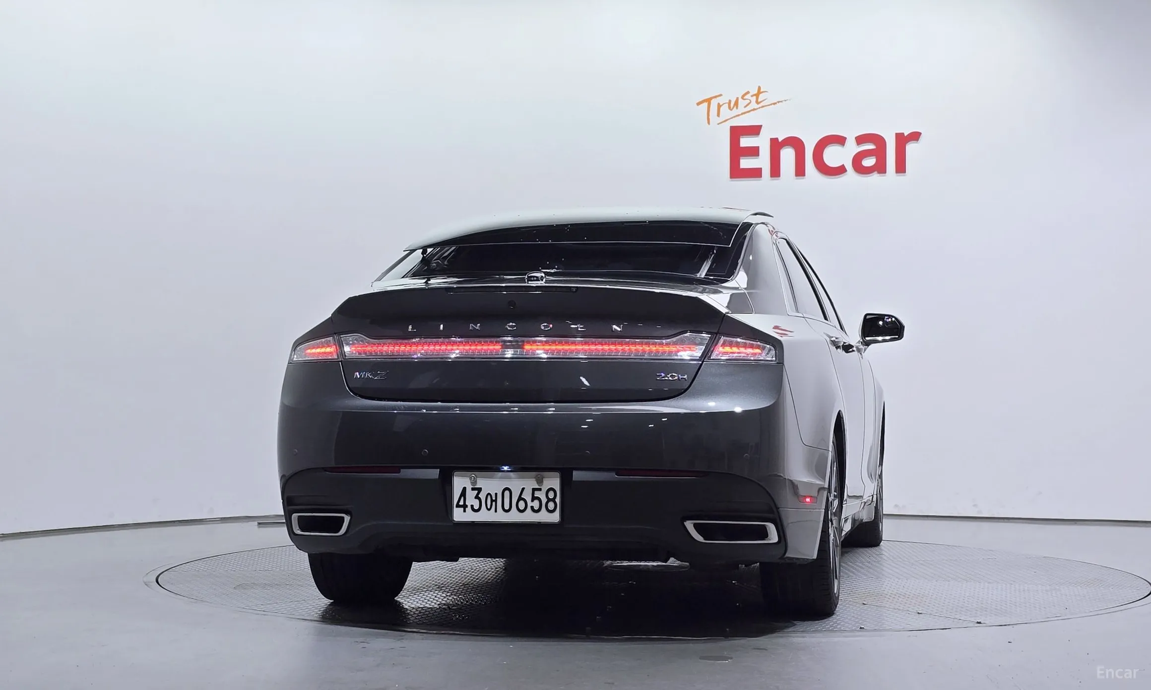 Lincoln New MKZ превью 4
