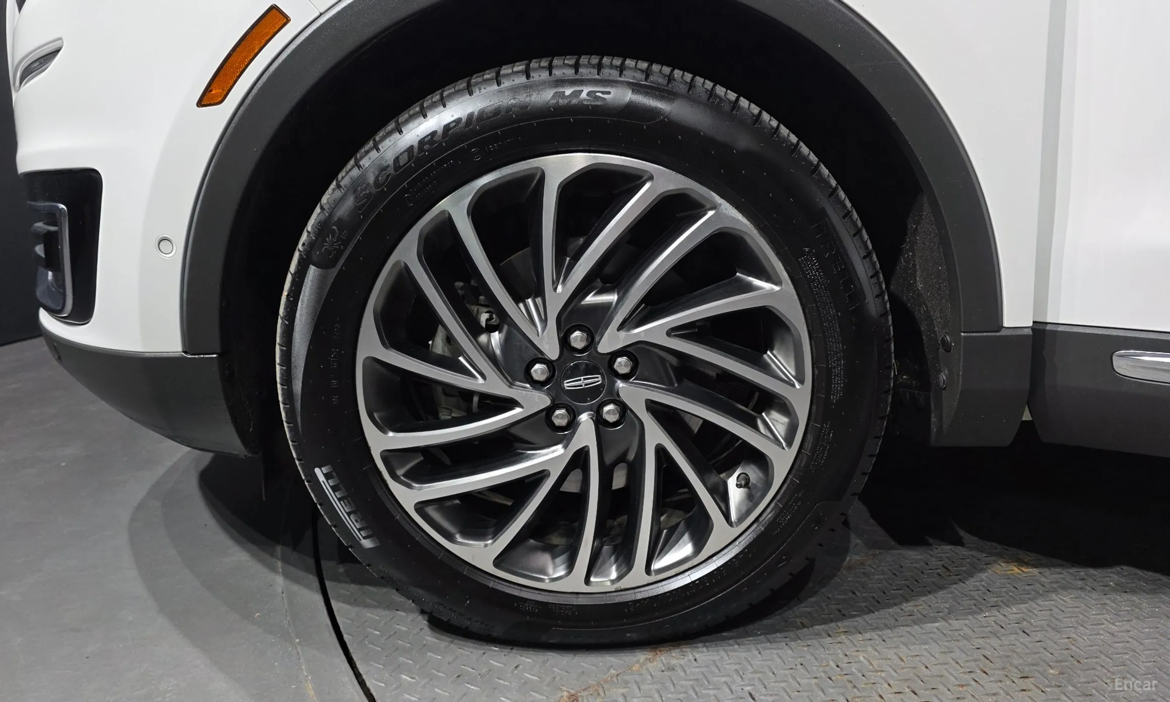 Lincoln Nautilus Gen 1 превью 5
