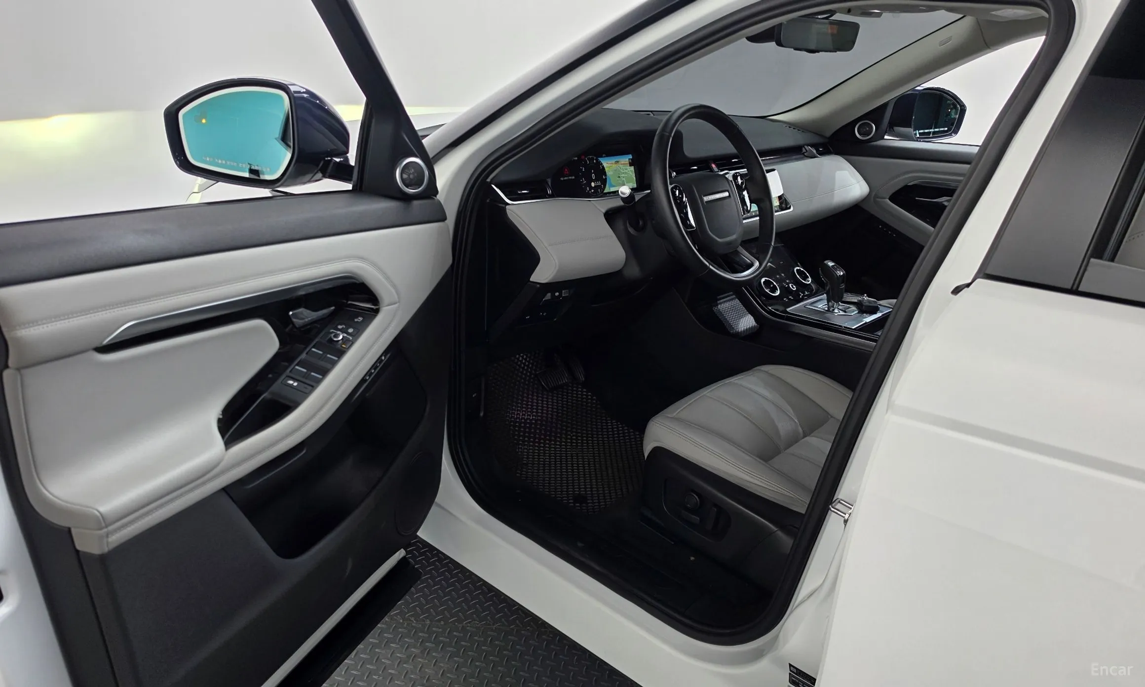 Land Rover Range Rover Evoque 2nd Generation превью 10